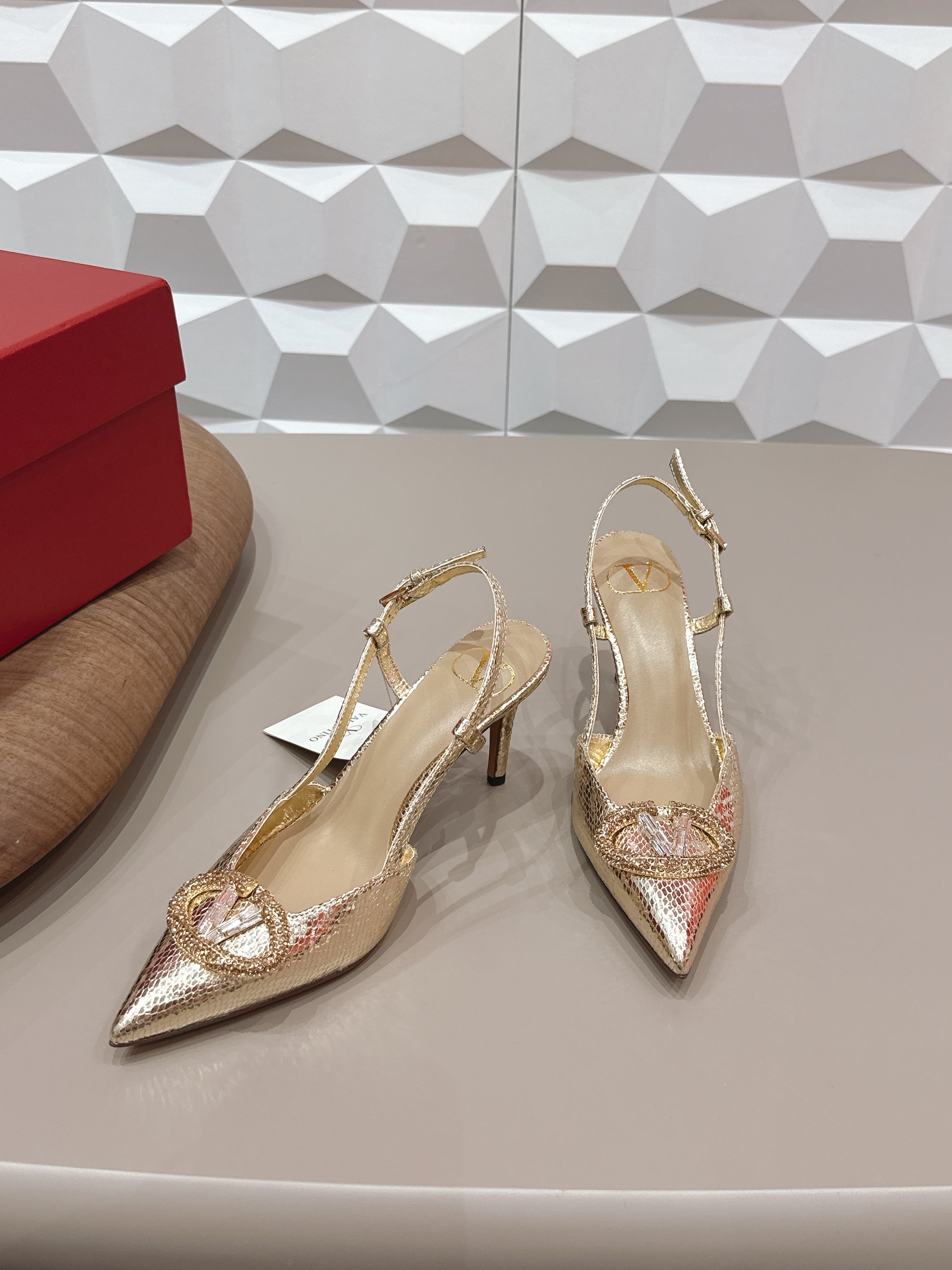 VT 26s Slingback 80 Gold Metallic Snake Skin 613589