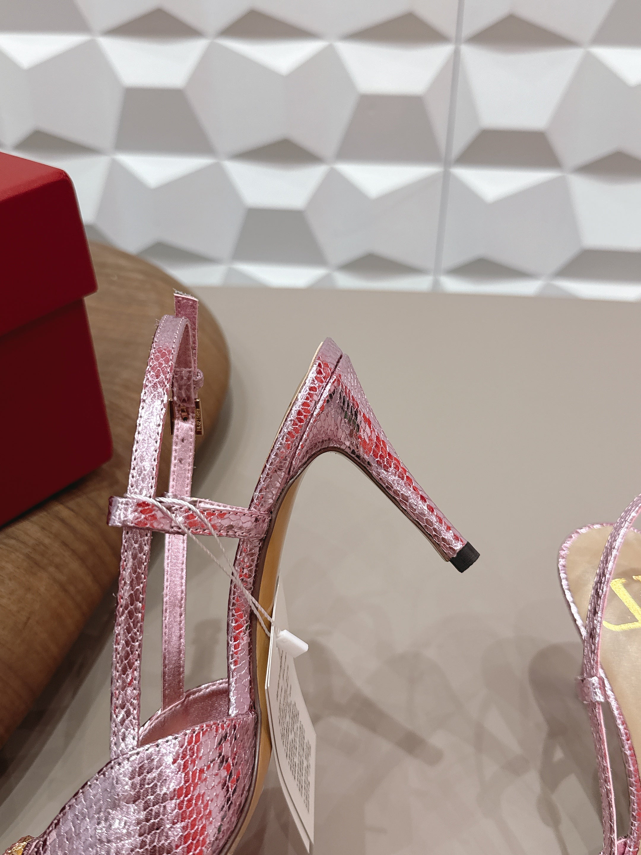 VT 26s Slingback 80 Pink Metallic Snake Skin 613590