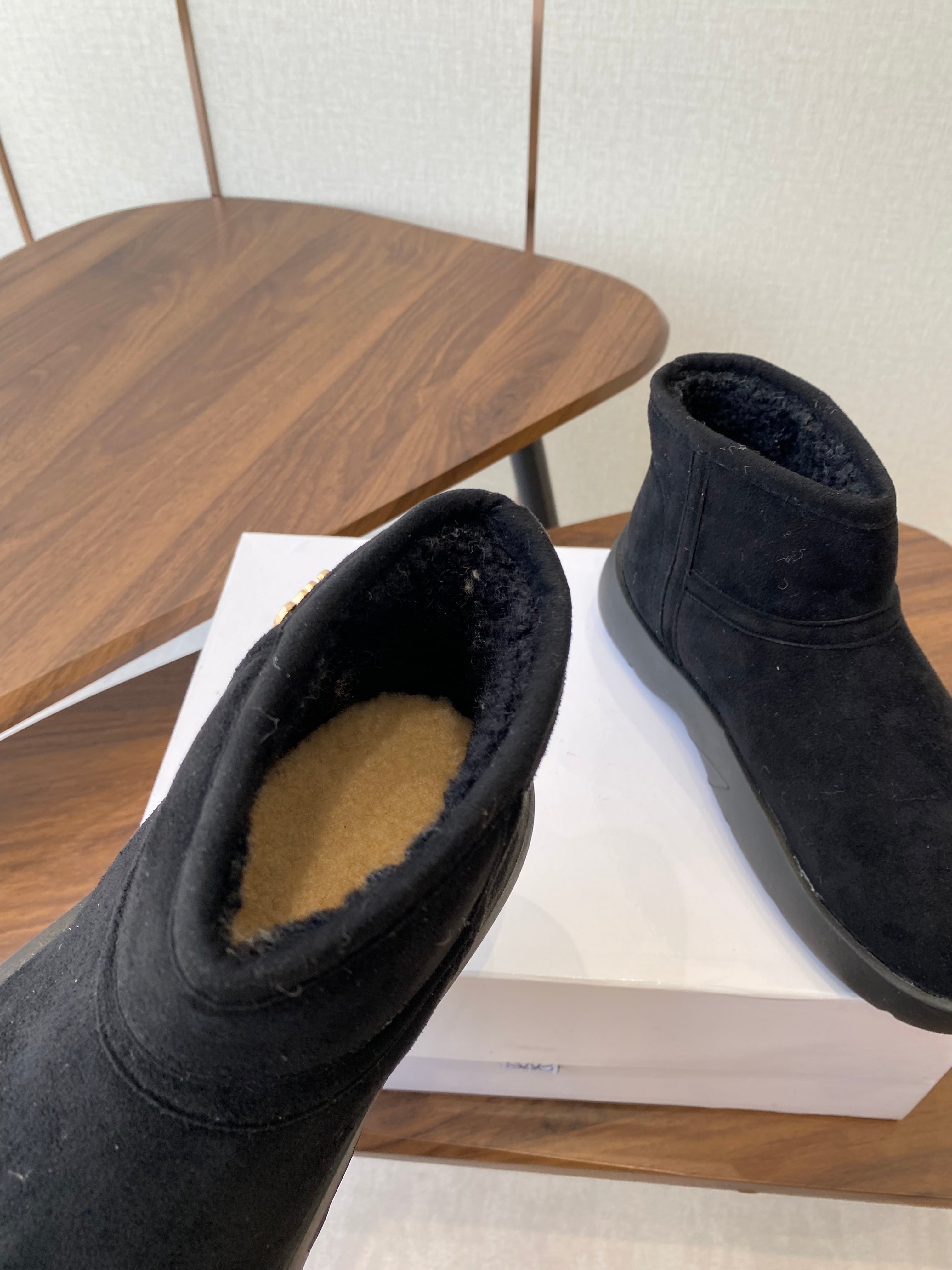 Loewe snow boots black suede wool 477797