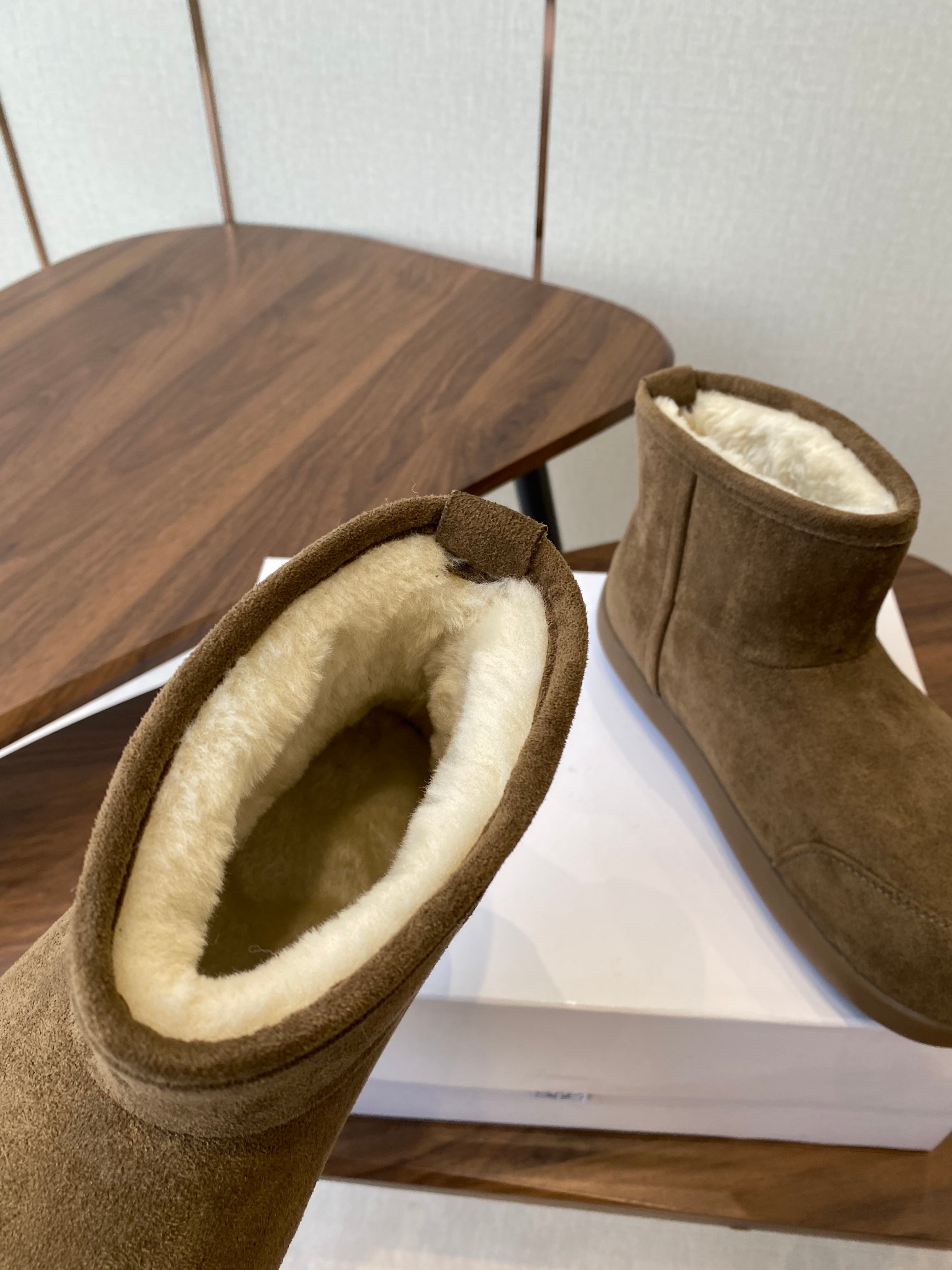 Loewe snow boots brown white suede wool 477798