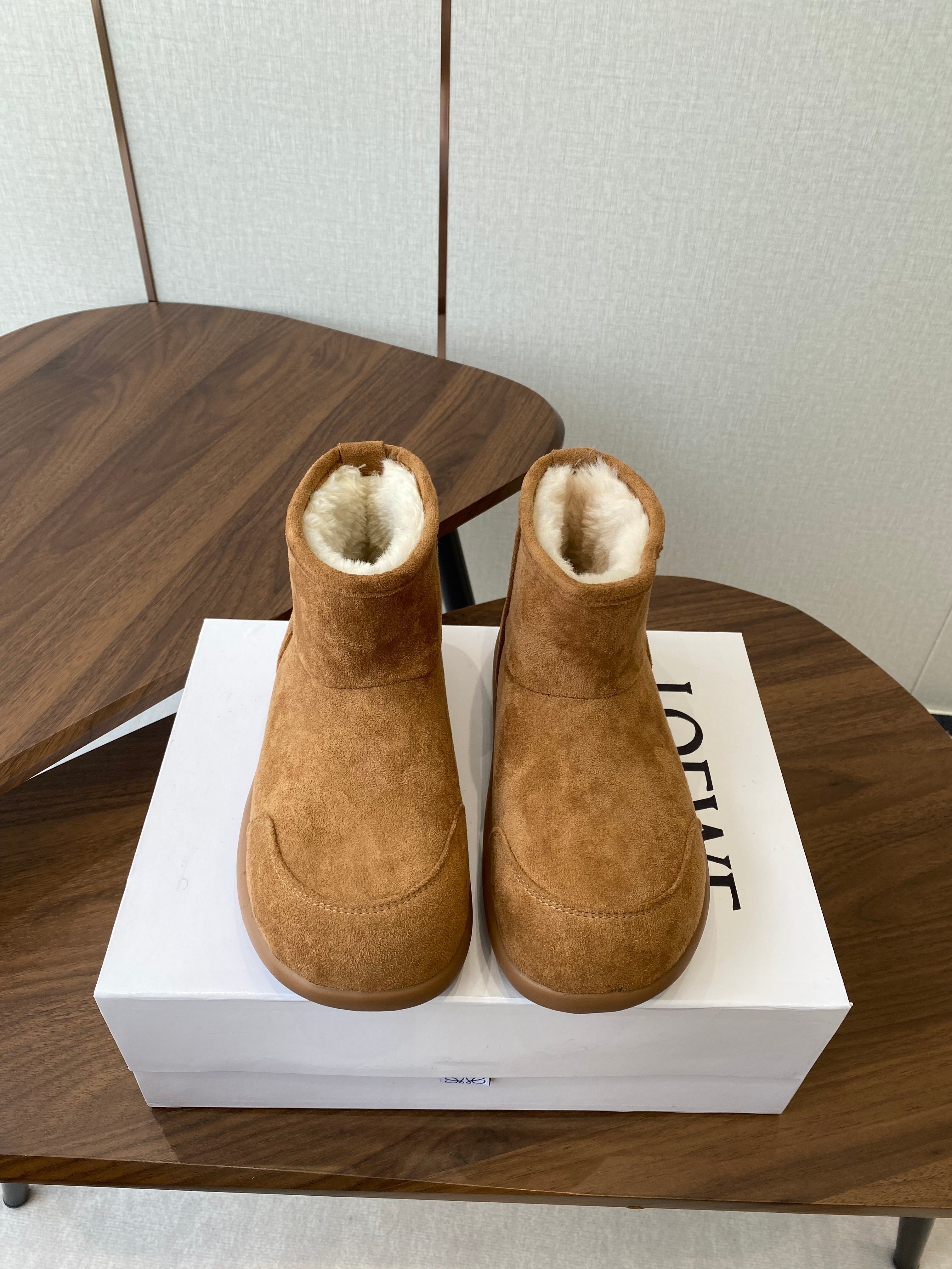 Loewe snow boots brown white suede wool 477800