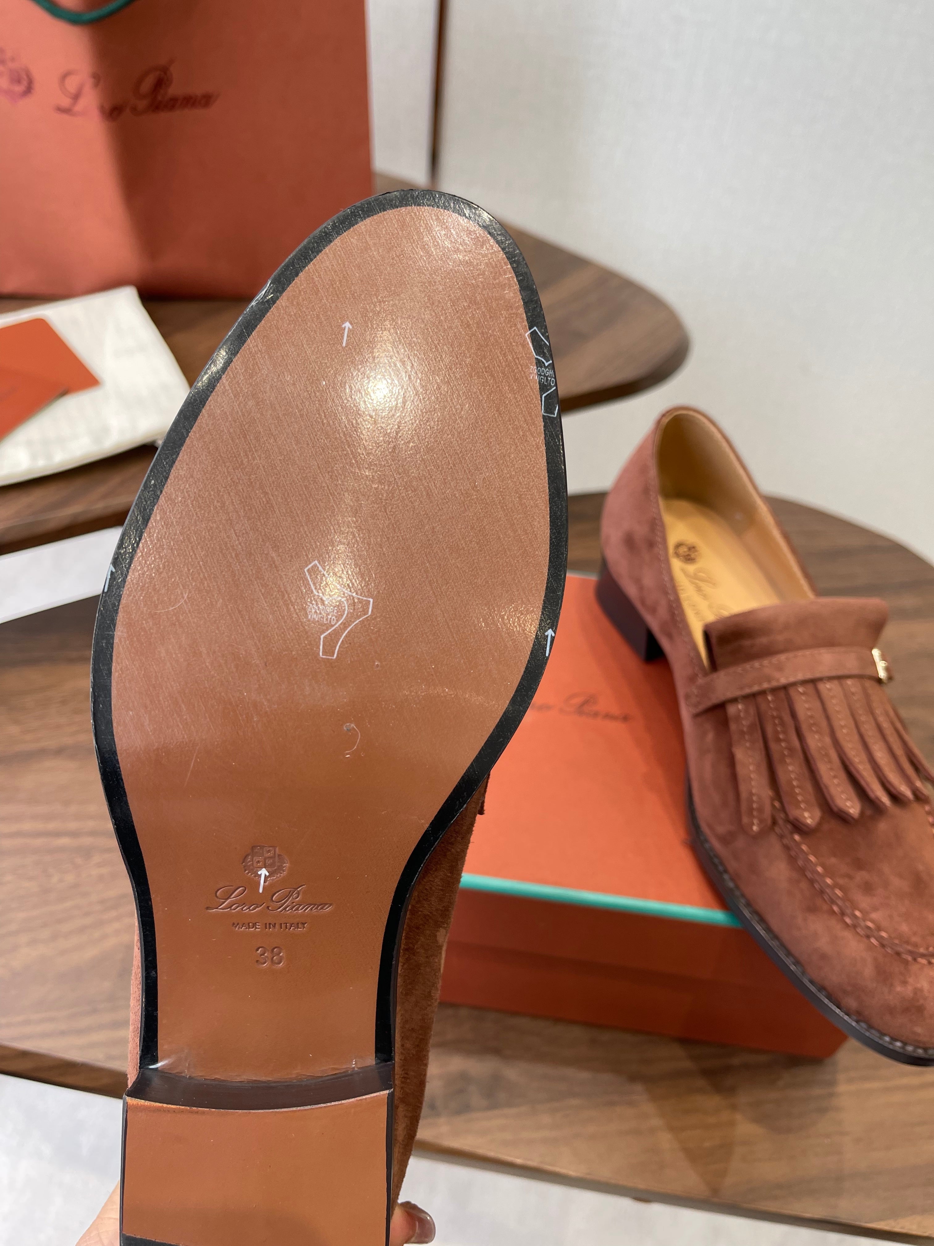 LP 26SS Loafers Red Brown Suede 579615