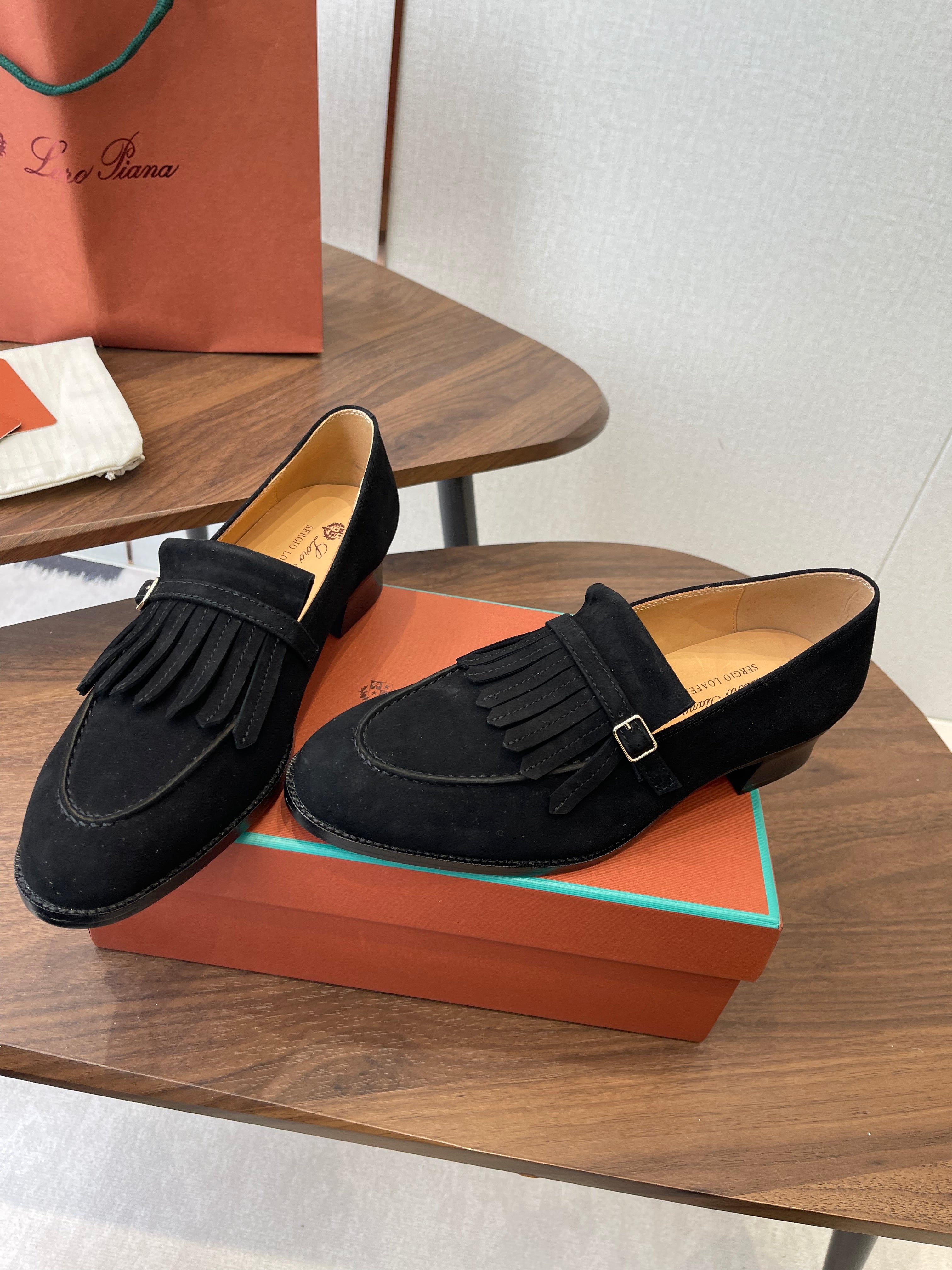 LP 26SS Loafers  Black Suede 579616