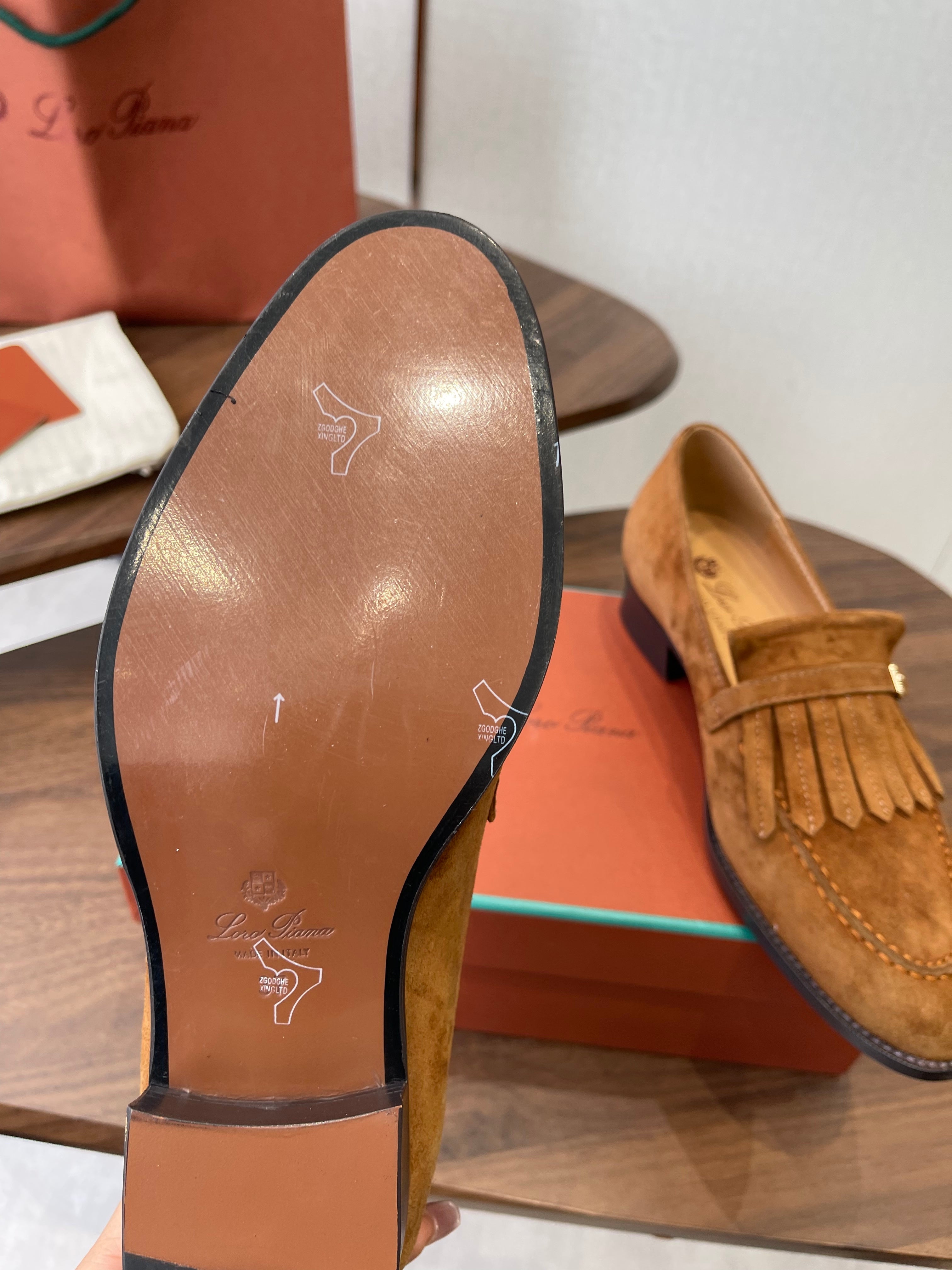 LP 26SS Loafers Camel Suede 579617