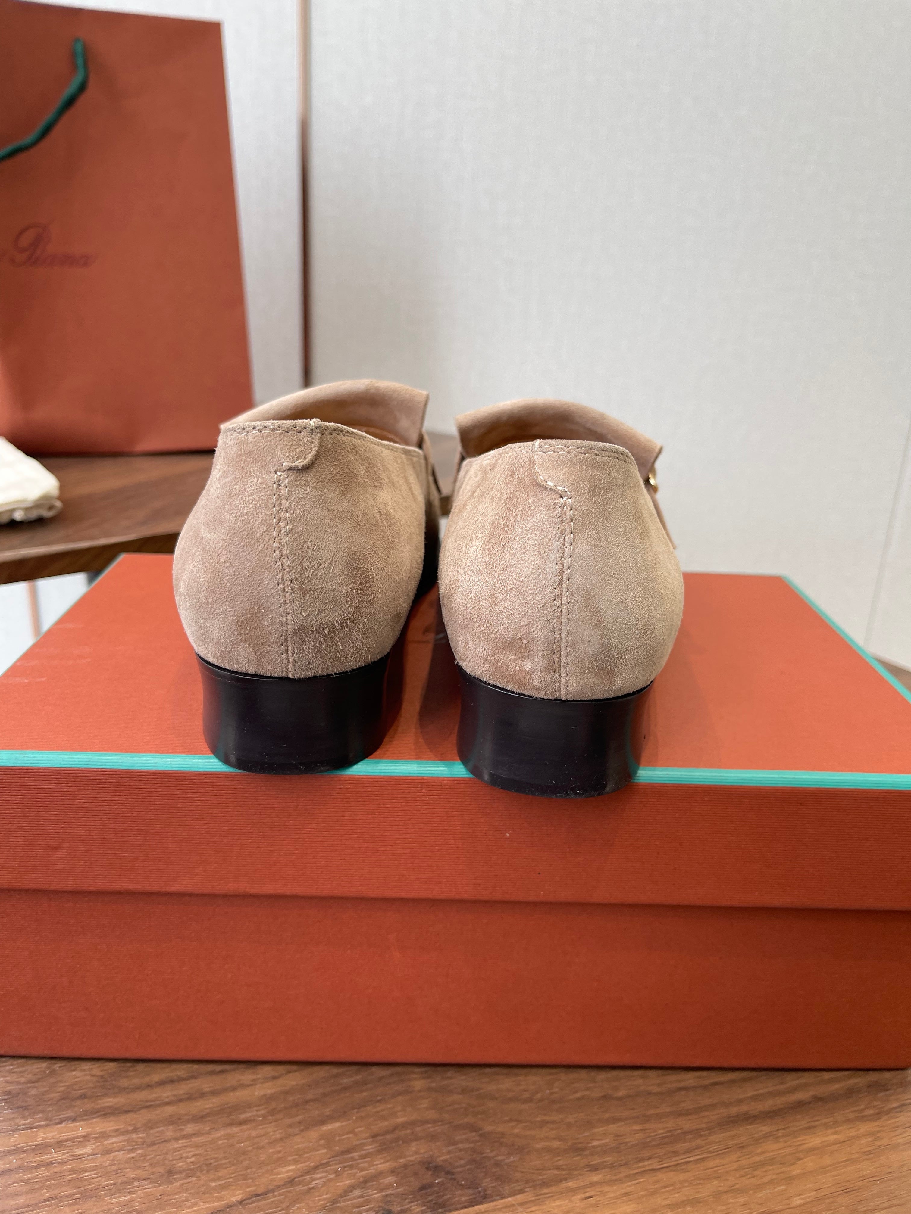 LP 26SS Loafers Beige Suede 579618