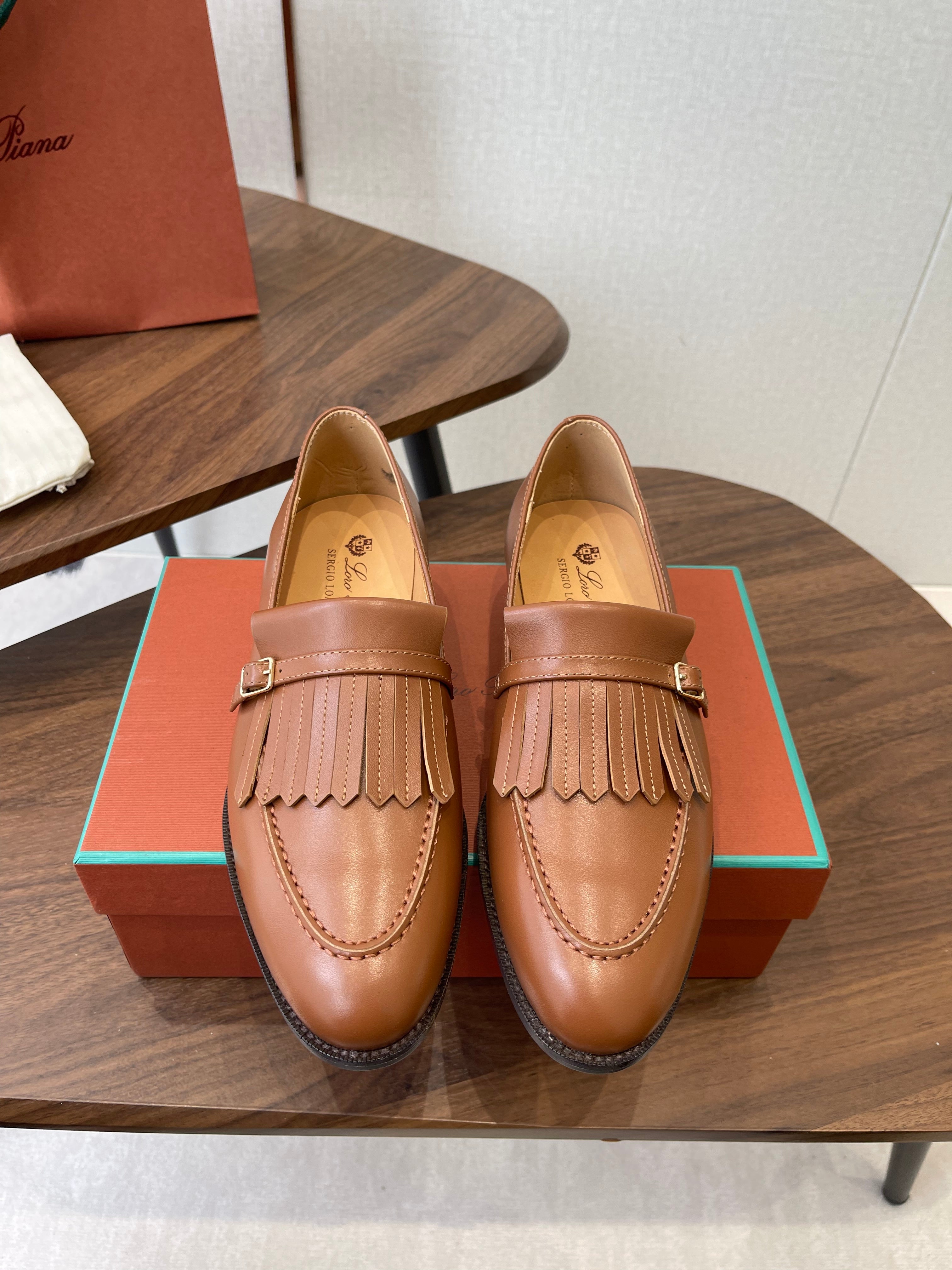 LP 26SS Loafers Brown Lambskin 579619