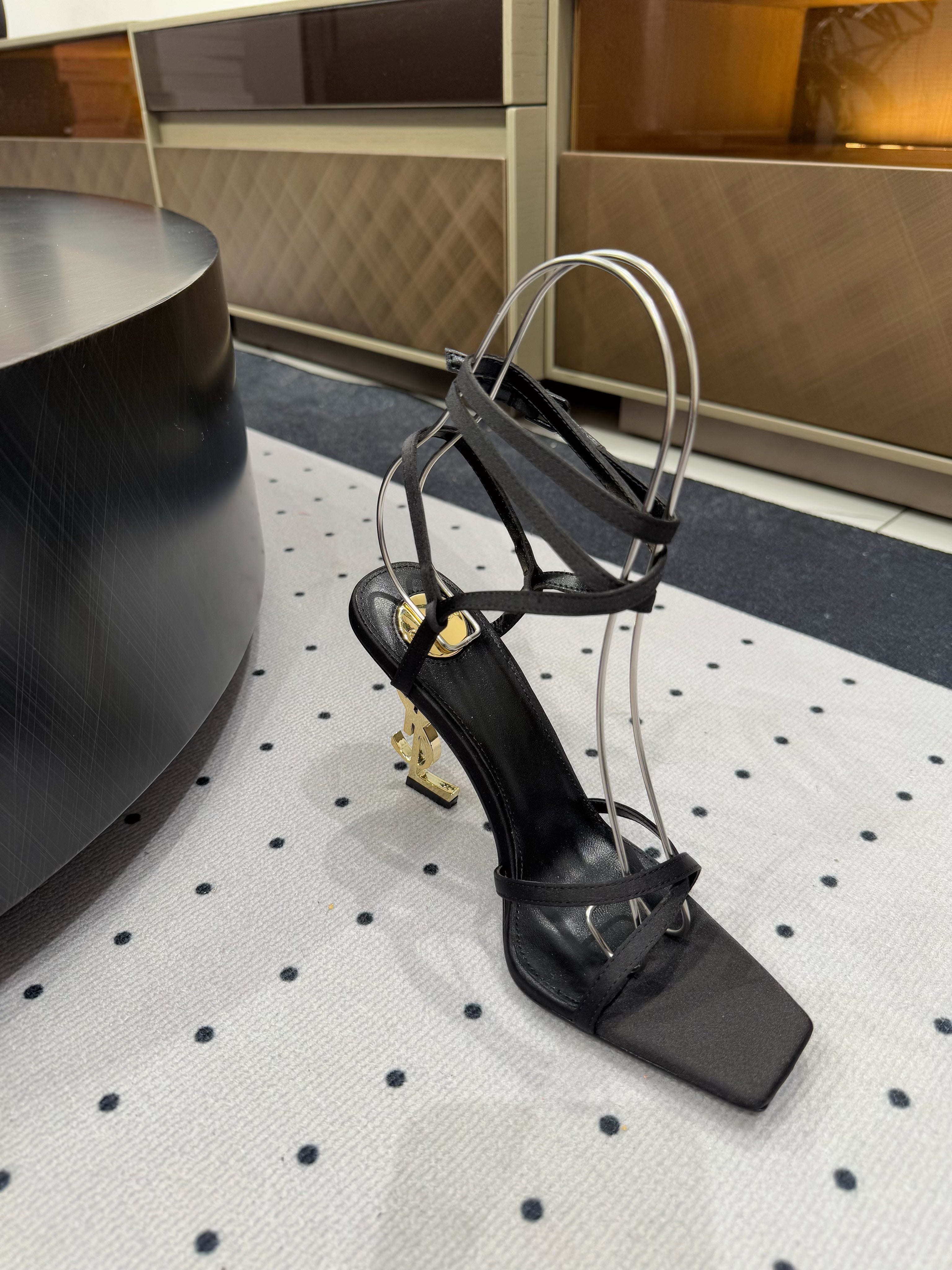 SATIN OPYUM HIGH SANDALS BLACK