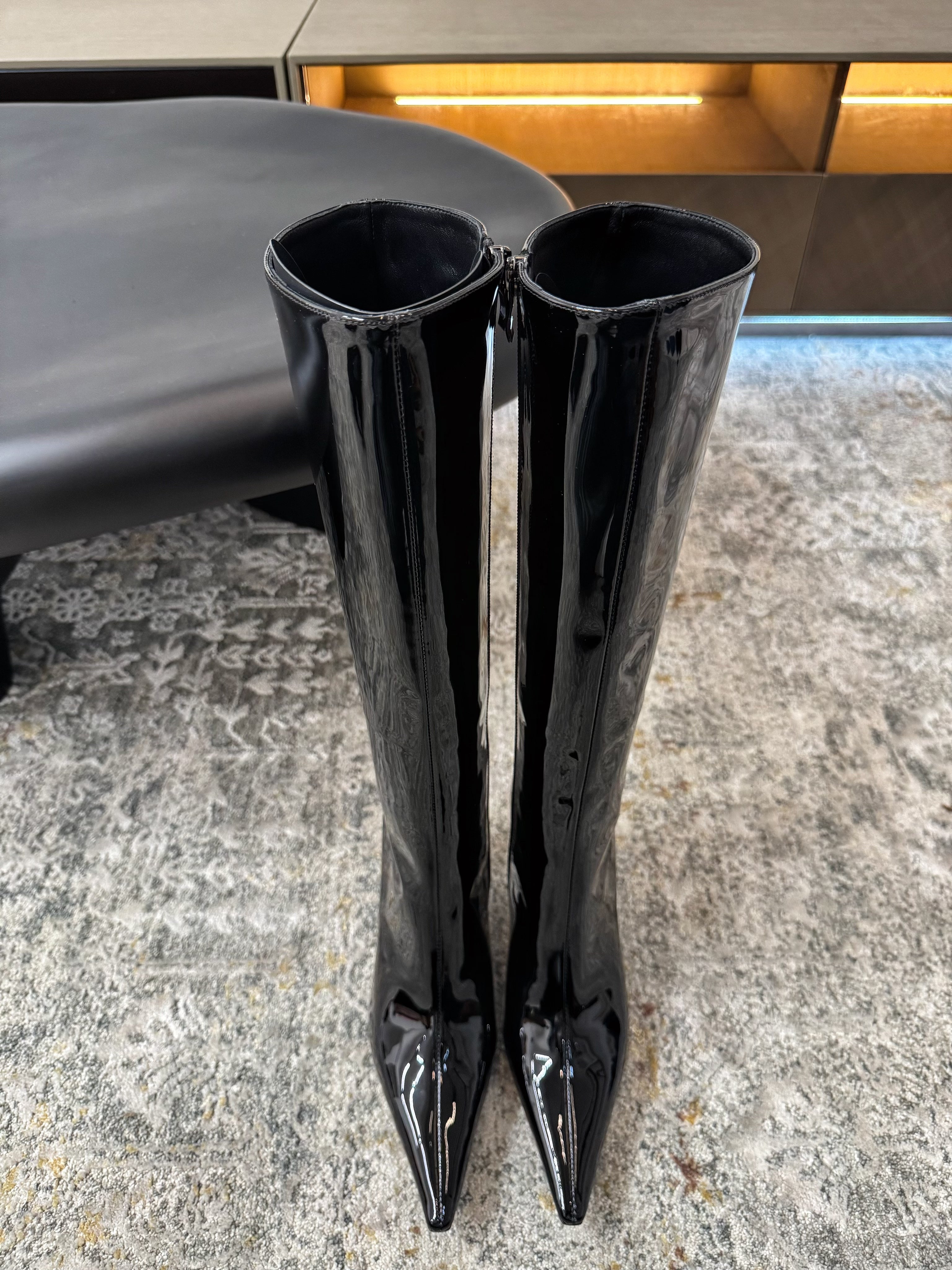 YSL 2025 Boot Black Patent Leather 571309