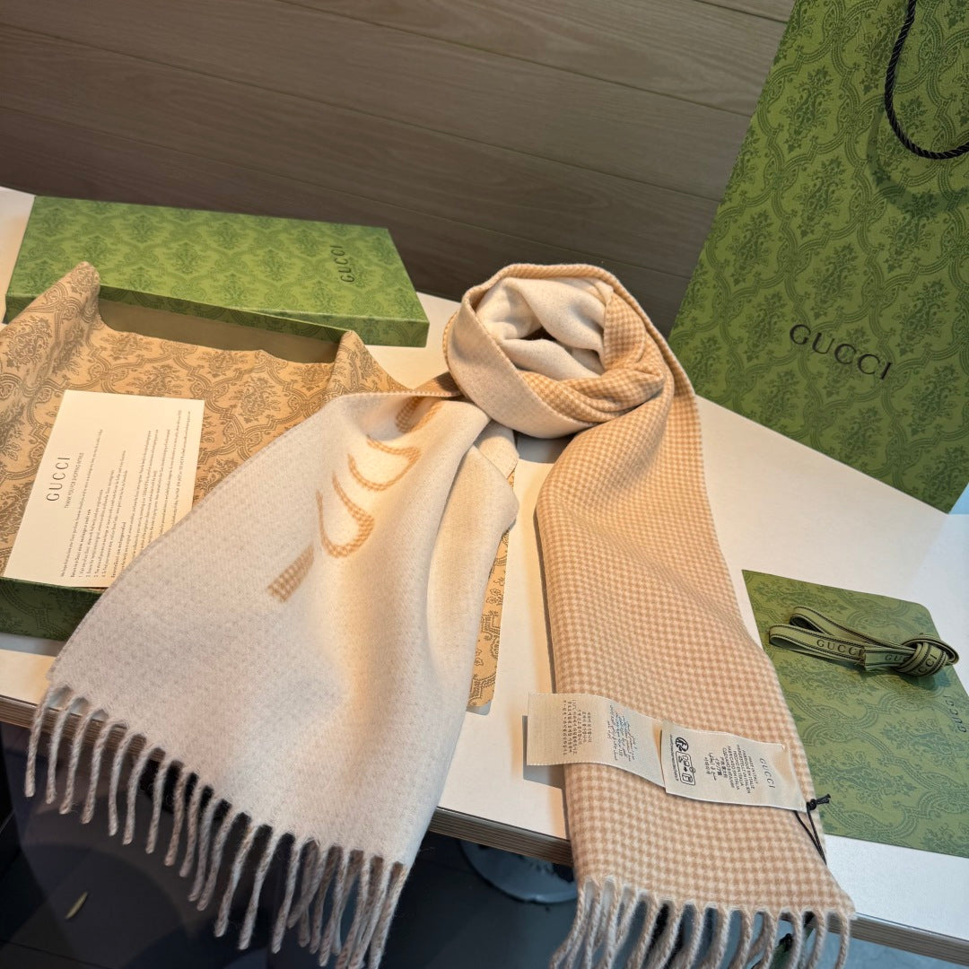 GG Houndstooth Scarf 180CM Beige Cashmere 288335