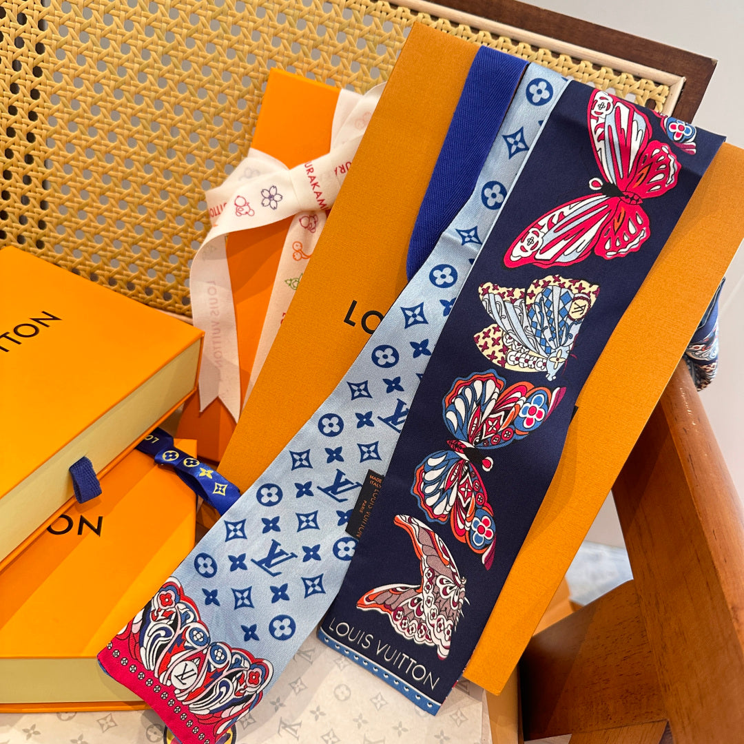 LV  Twilly Mini Scarf 86 Dark Blue Silk Twill 967478