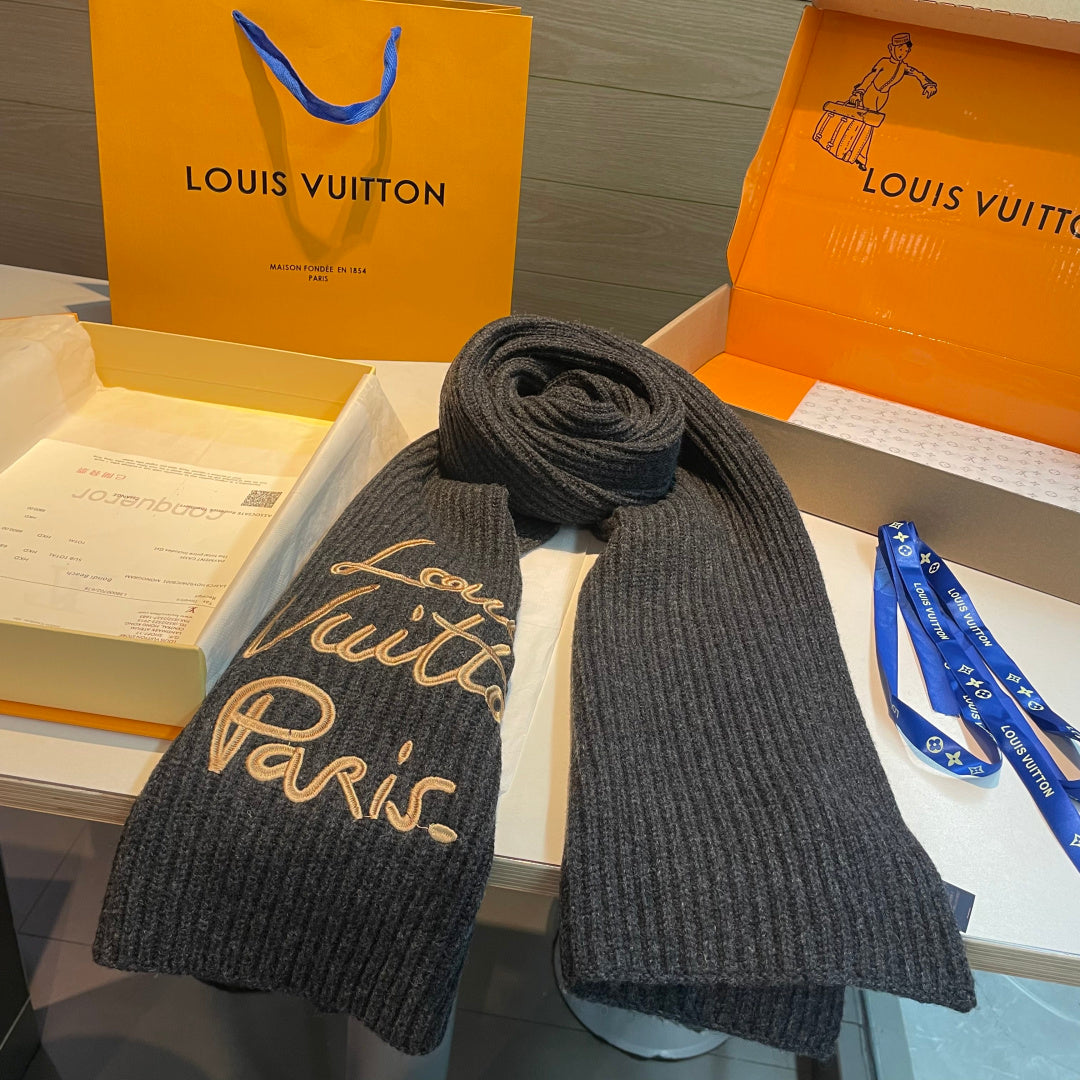 LV Exclusive Scarf 180cm Black Wool 978801