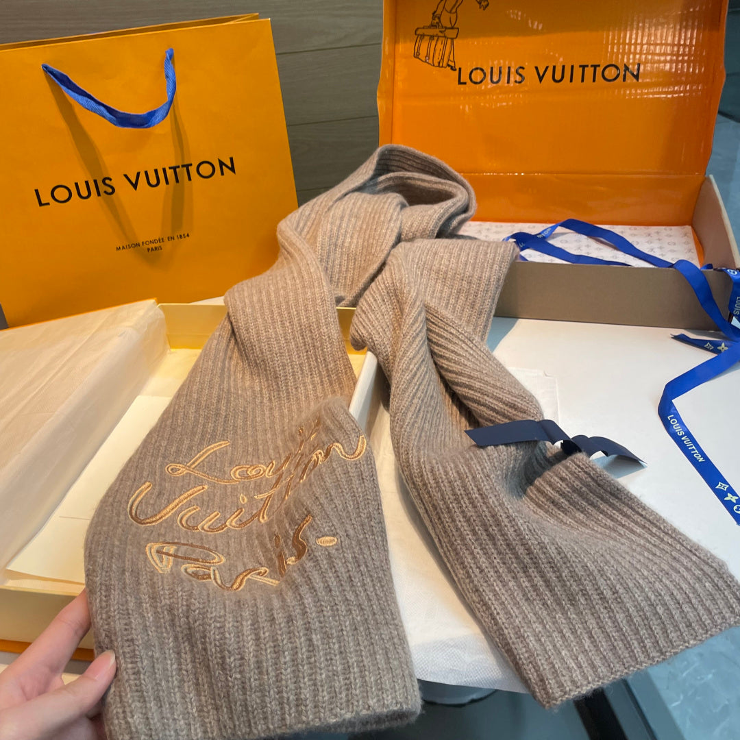 LV Exclusive Scarf 180cm Light Brown Wool 978804