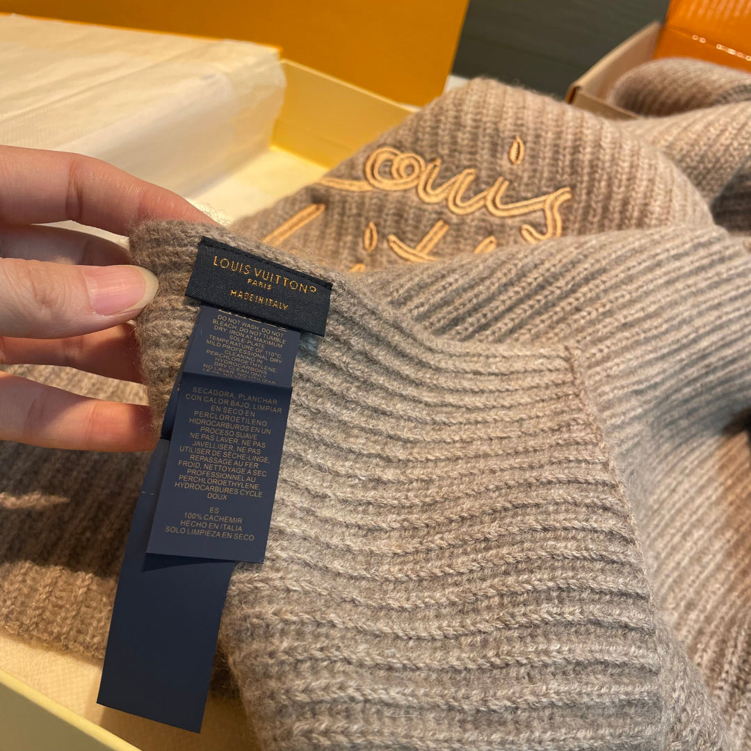 LV Exclusive Scarf 180cm Light Brown Wool 978804