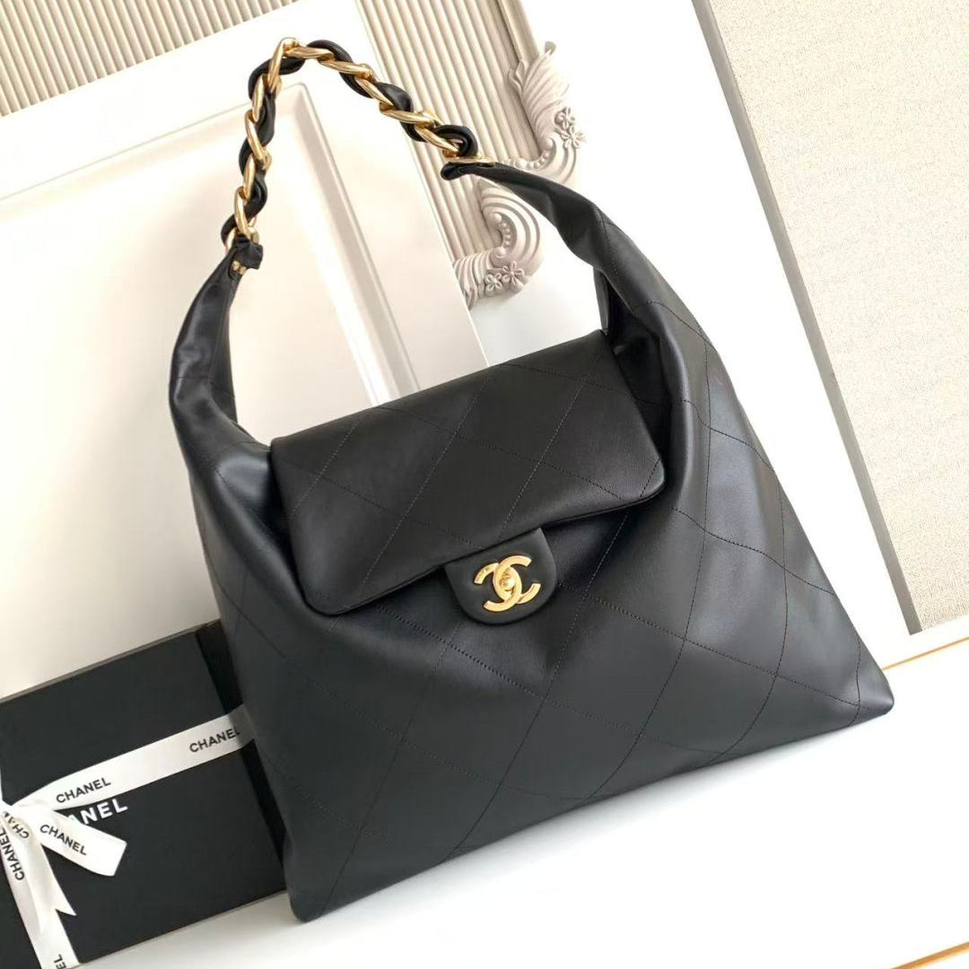 CC 2025 Bag 53cm Black Gold Calfskin 300852