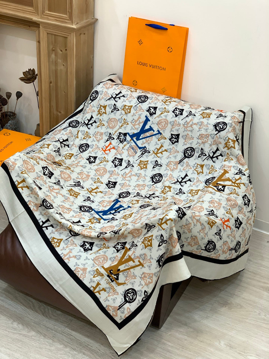 LV X TM MONOGRAM Scarf White Black Beige Silk Cashmere 965397