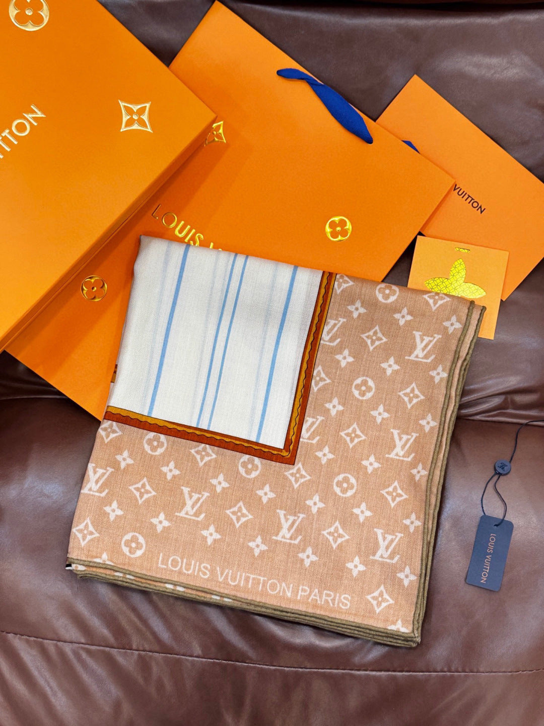 LV Double-Sided Shawl Scarf 135cm Light Brown Beige Cashmere 968755