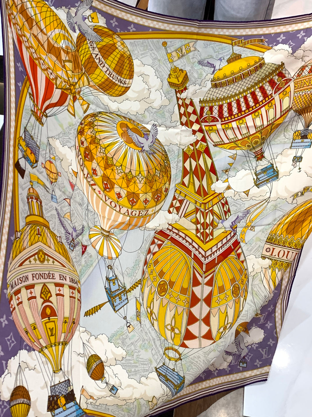 LV Double-Sided Shawl Scarf 135cm Purple Beige Cashmere 968786