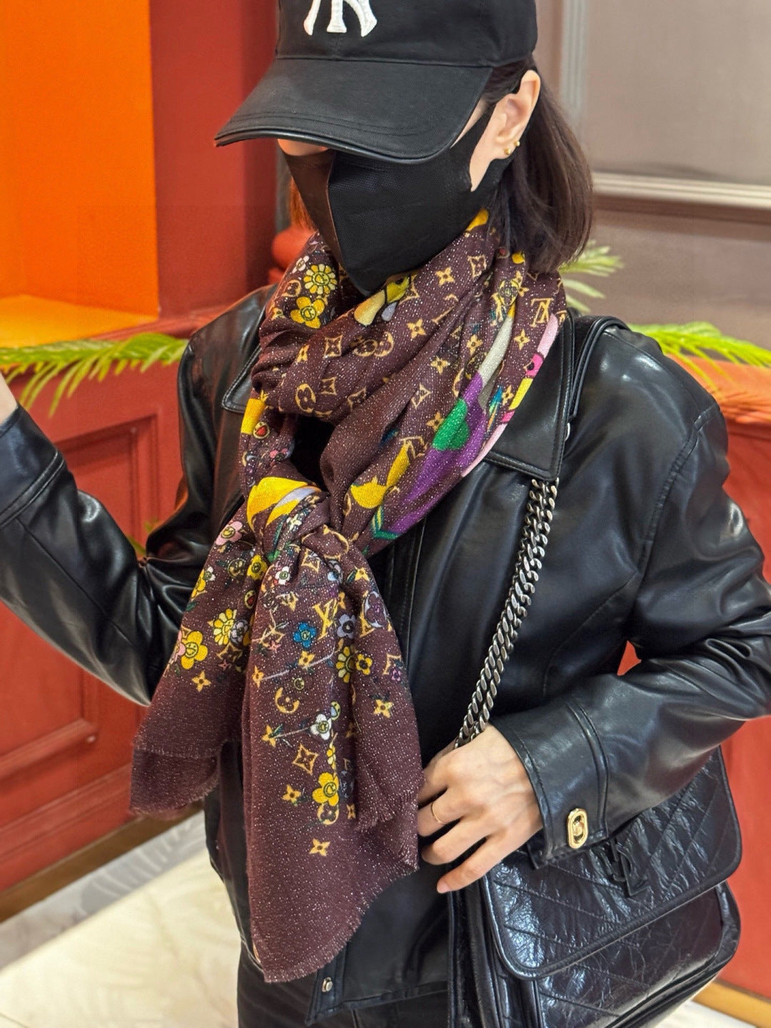 LV Glowing Scarf 200cm Brown Yellow Cashmere 970881