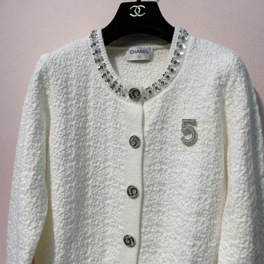 Chanel 25 Round Neck Sequined Custom Button Knit Cardigan Wool 317963