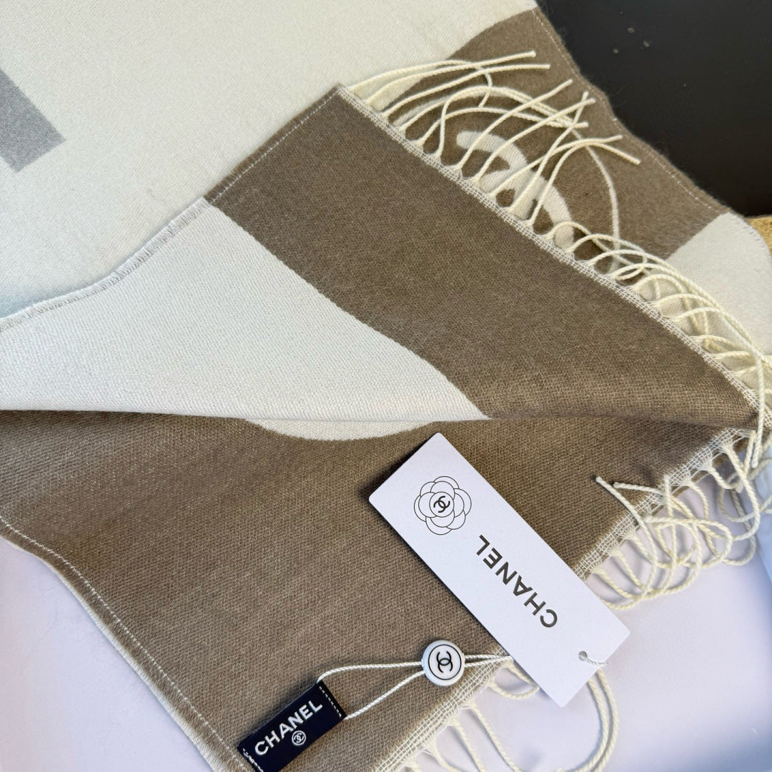 CC 25 Scarf 200cm White Brown Lambswool 968388