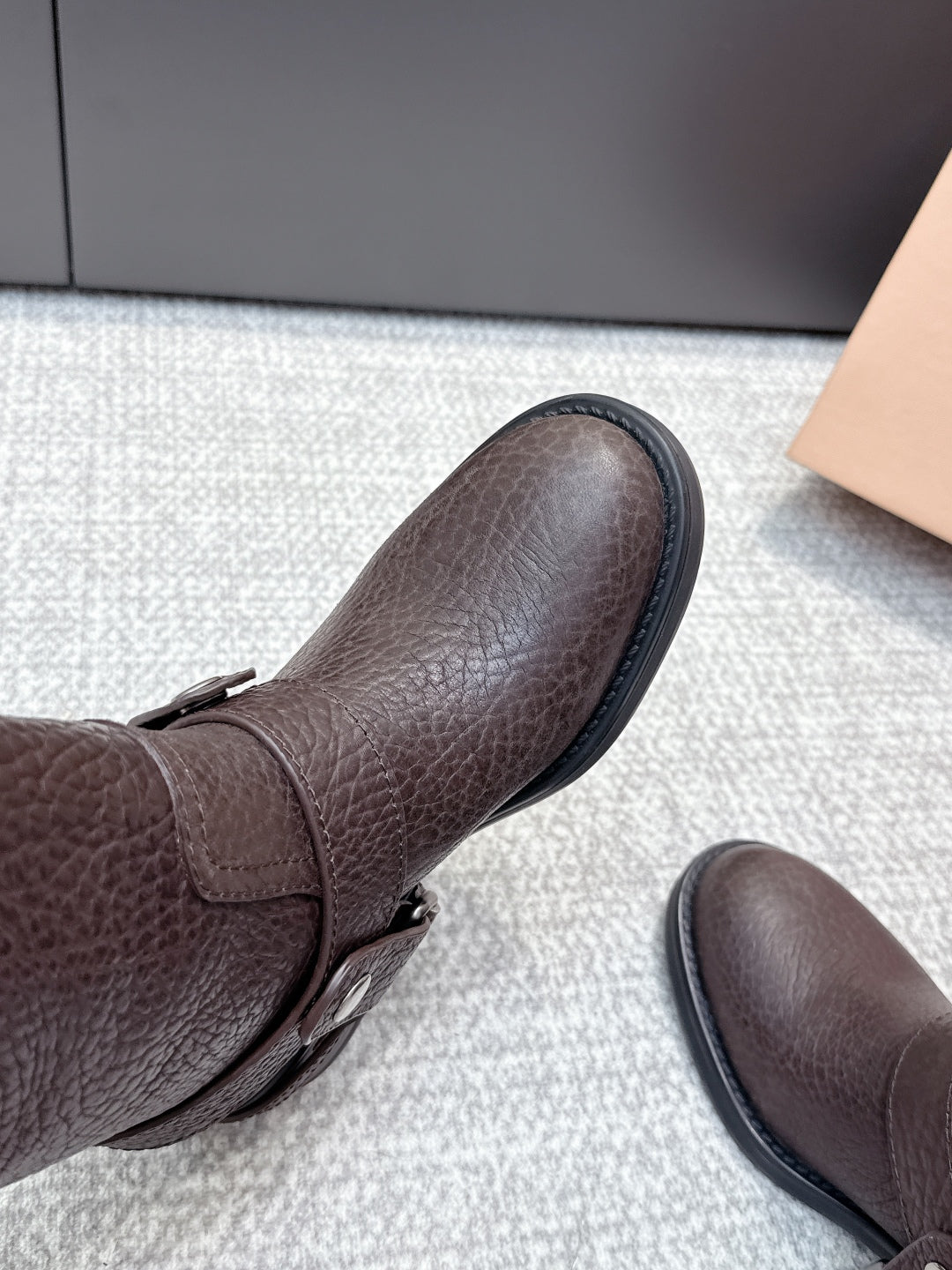 MIU MIU high boots dark brown sheepskin 461851