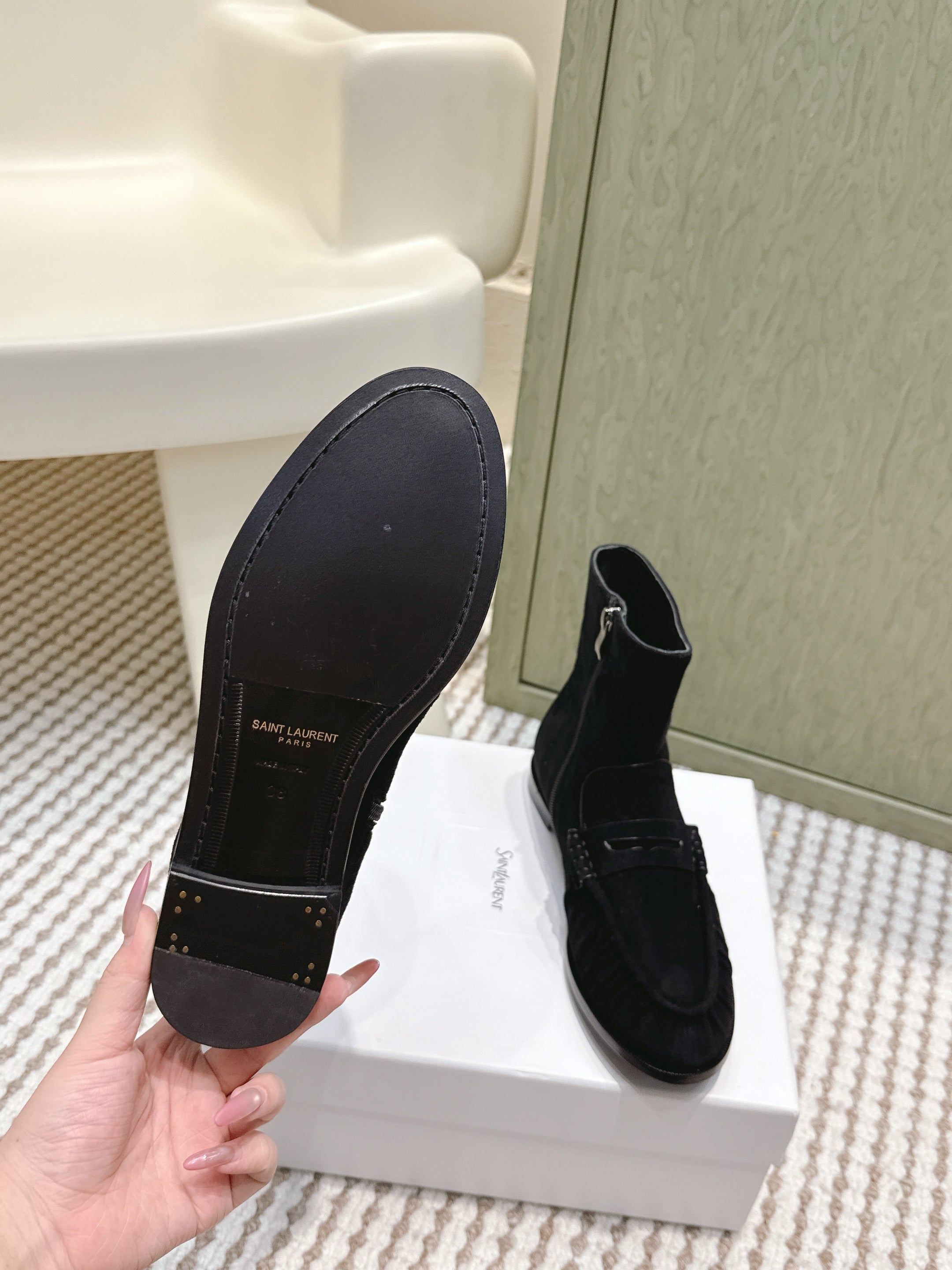 YSL 2025 High-top Loafer Black Suede 569417