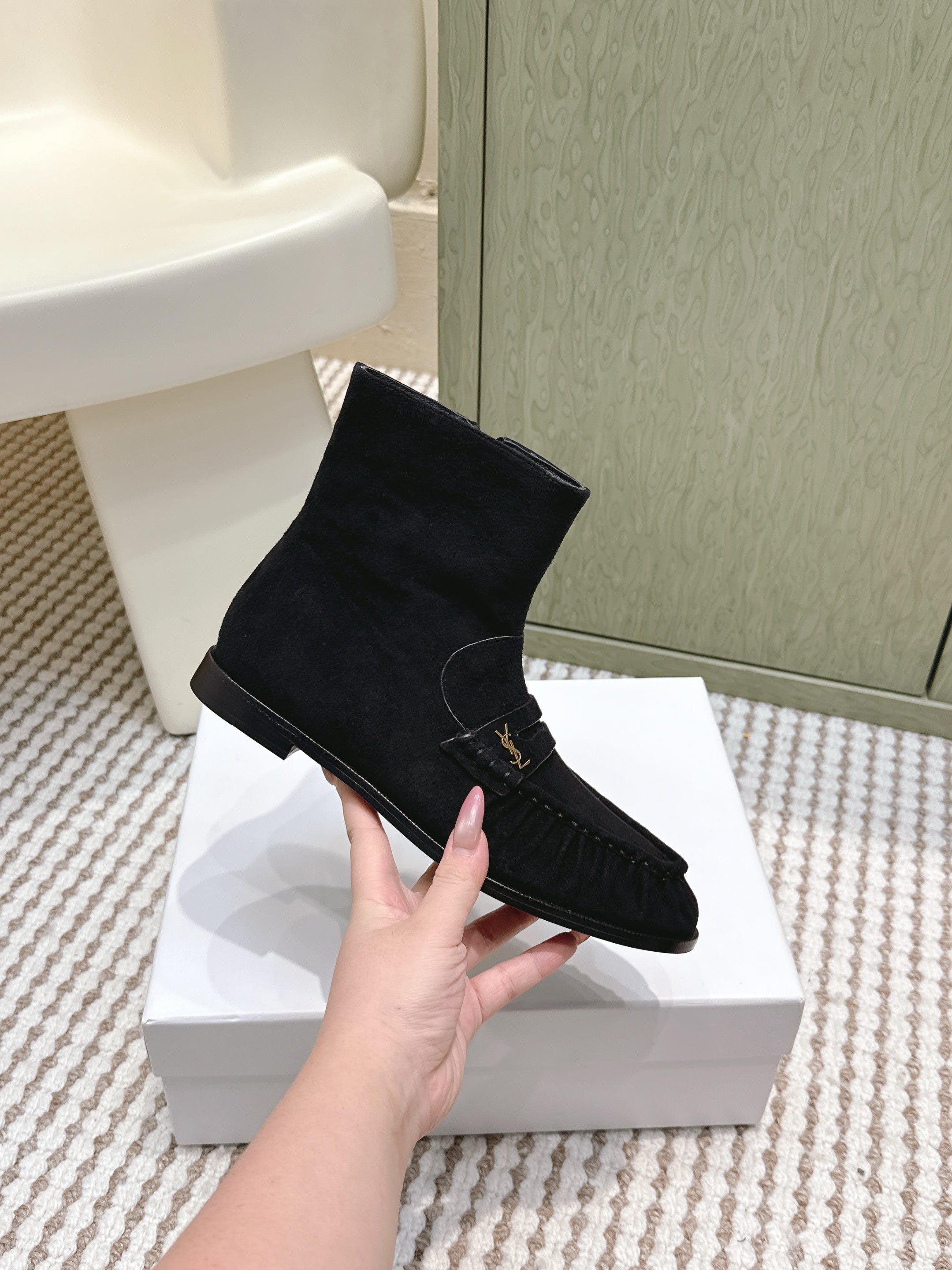 YSL 2025 High-top Loafer Black Suede 569417