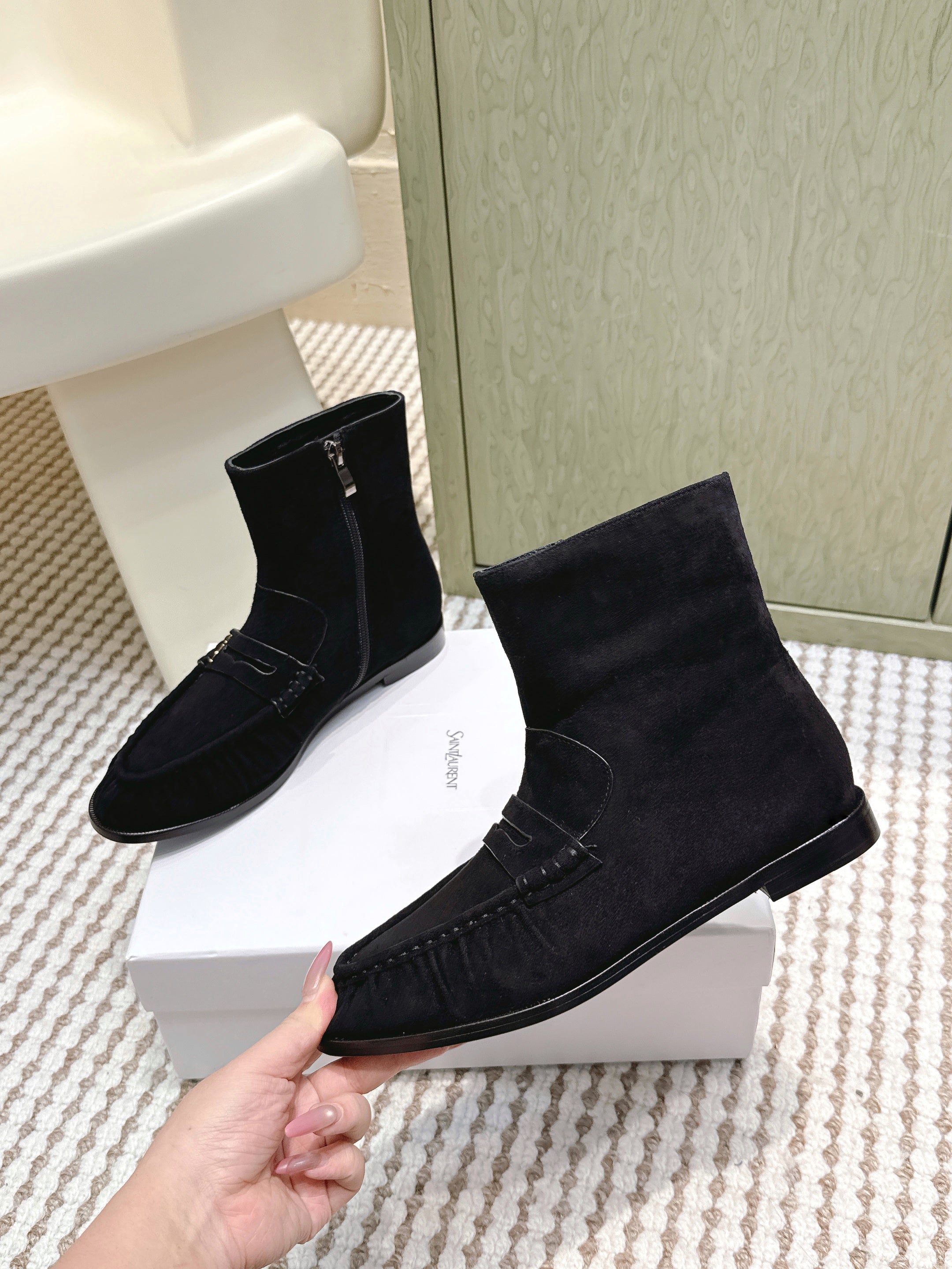 YSL 2025 High-top Loafer Black Suede 569417