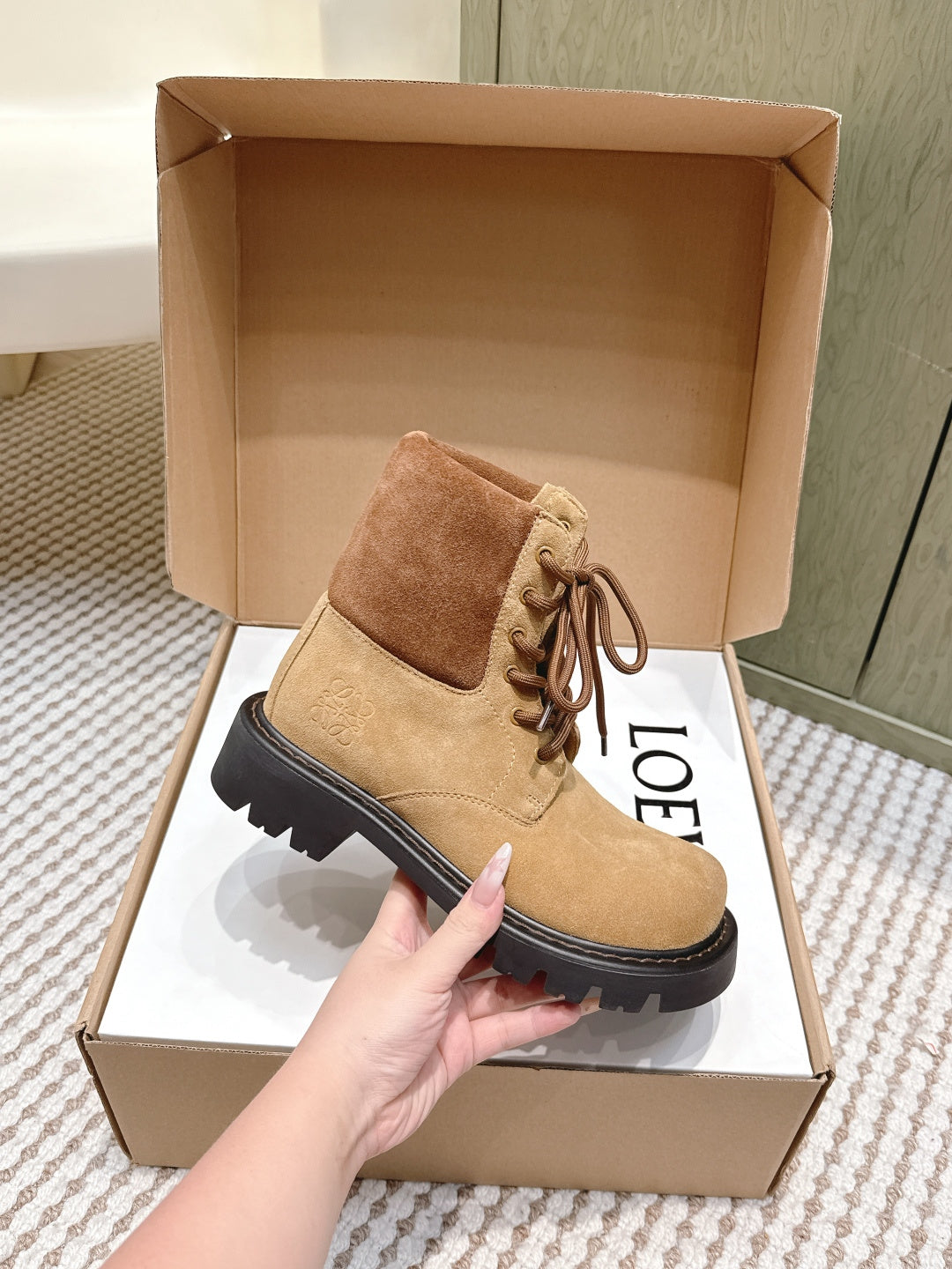 Loewe 2025 Sierra Ankle Boot Tan Black Suede  556050