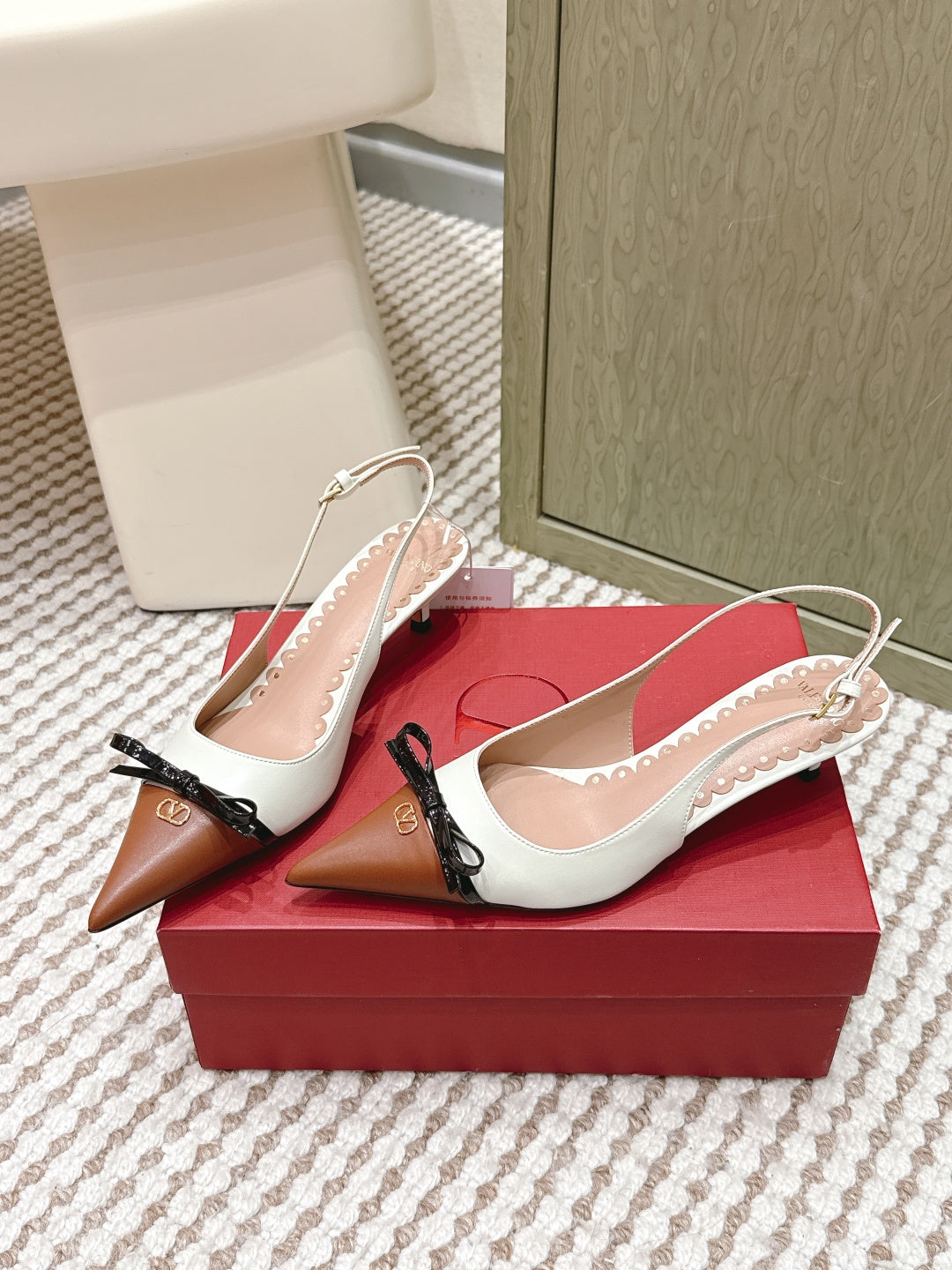 VT 26s Slingback 45 White Brown Calfskin 612239
