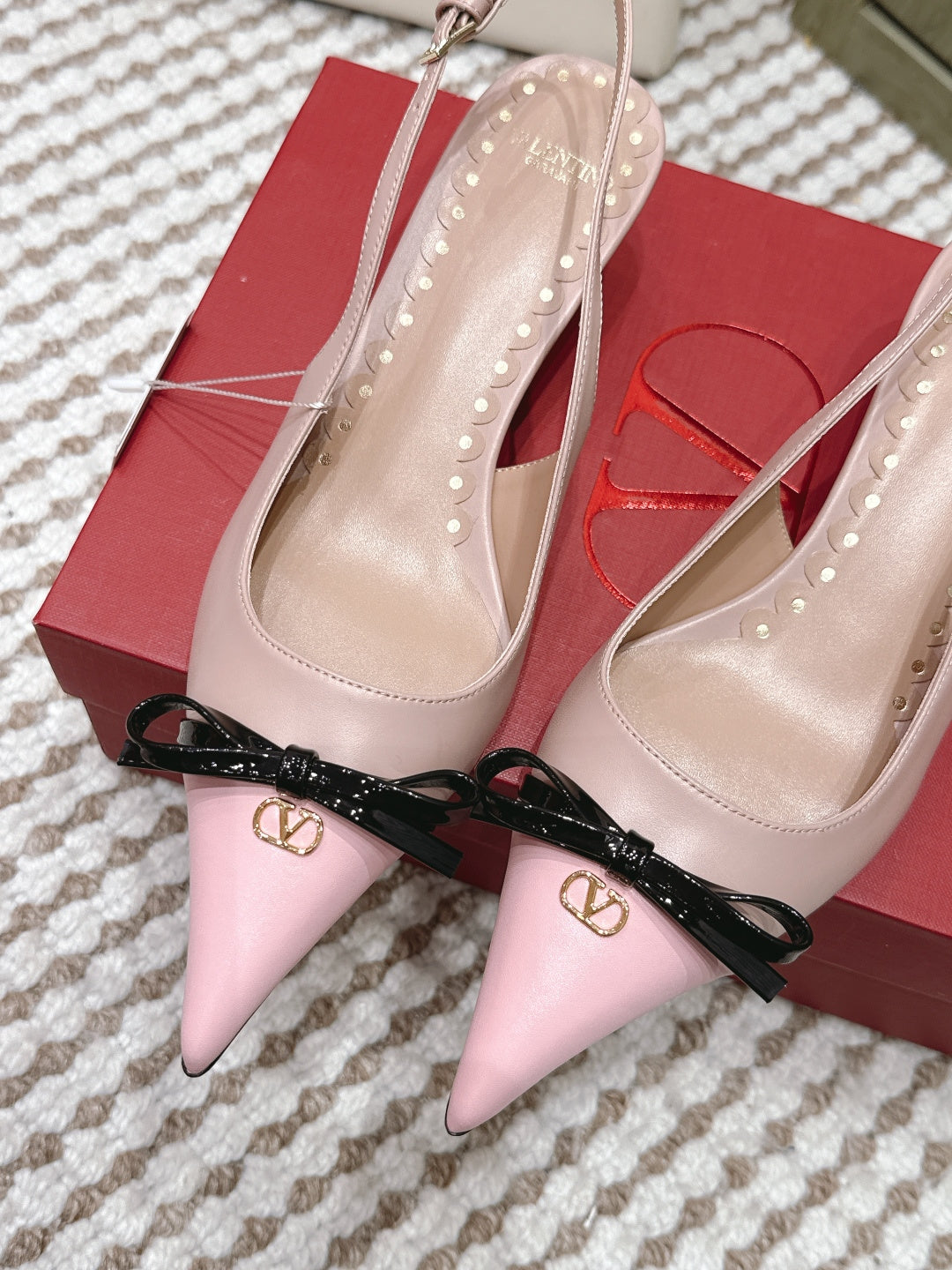 VT 26s Slingback 45 White Pink Calfskin 612240