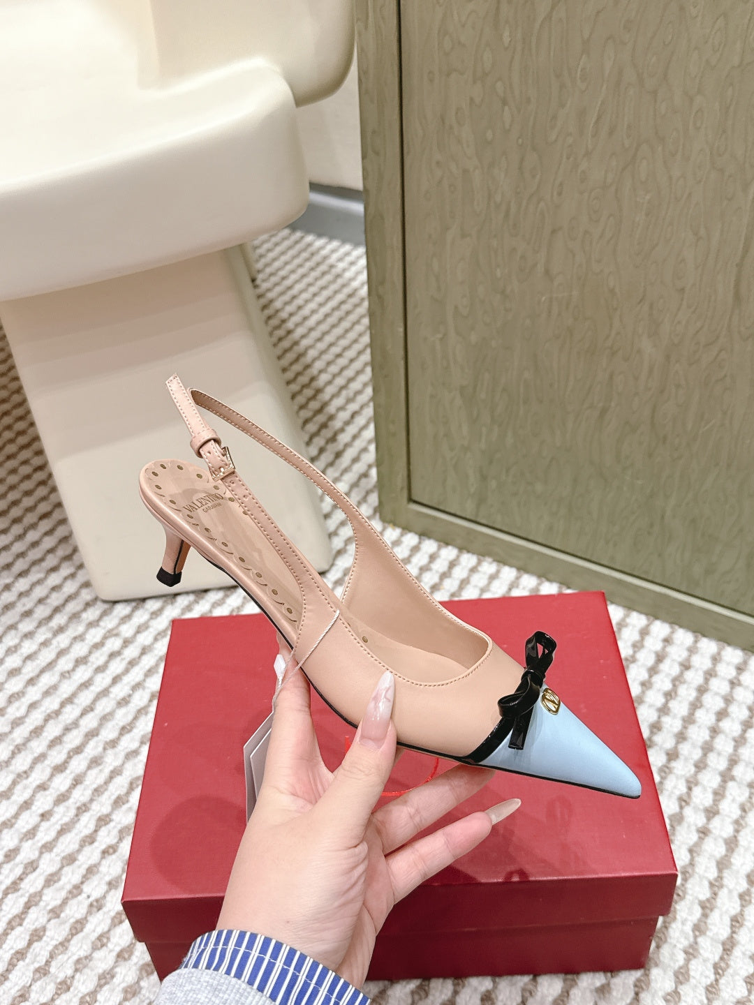 VT 26s Slingback 45 Beige Blue Calfskin 612242
