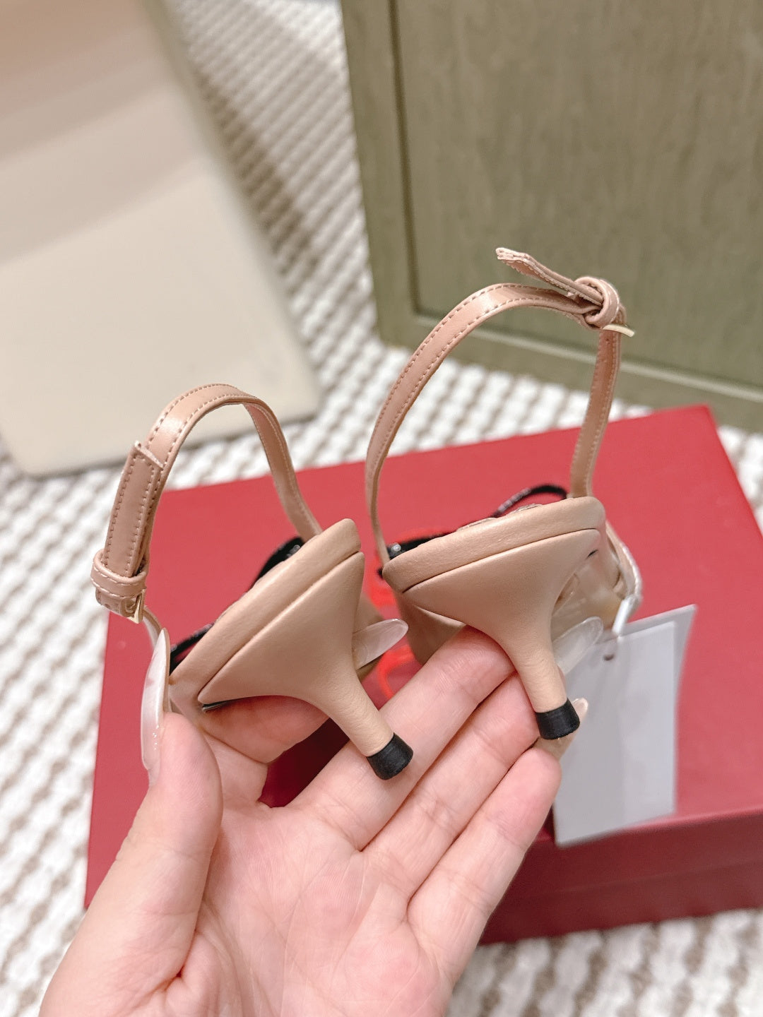 VT 26s Slingback 45 Beige Blue Calfskin 612242