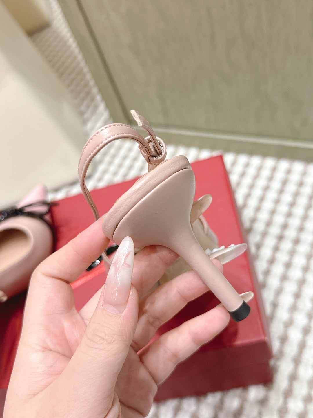 VT 26s Slingback 70 Beige Pink Patent Calfskin 612247