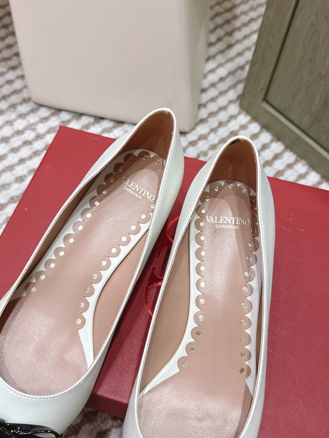 VT 26s Pump 45 White Brown Genuine Leather 612249