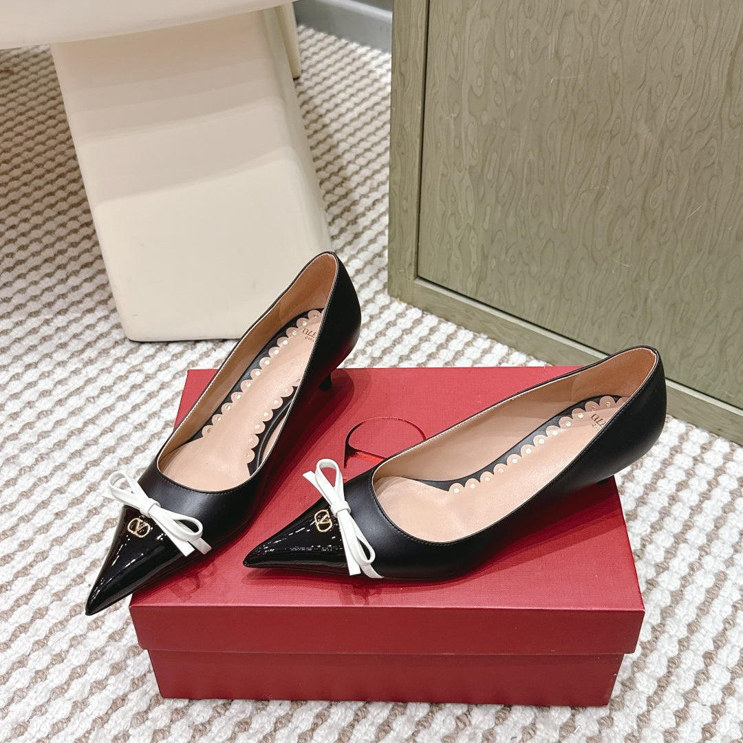 VT 26s Pump 45 White Genuine Leather 612251