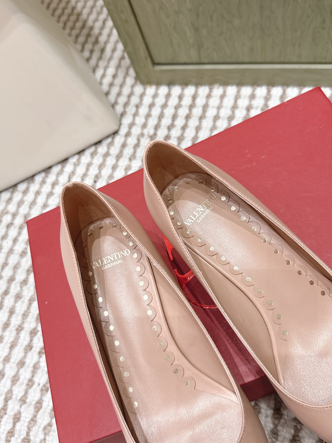 VT 26s Pump 45 Beige Blue Genuine Leather 612252