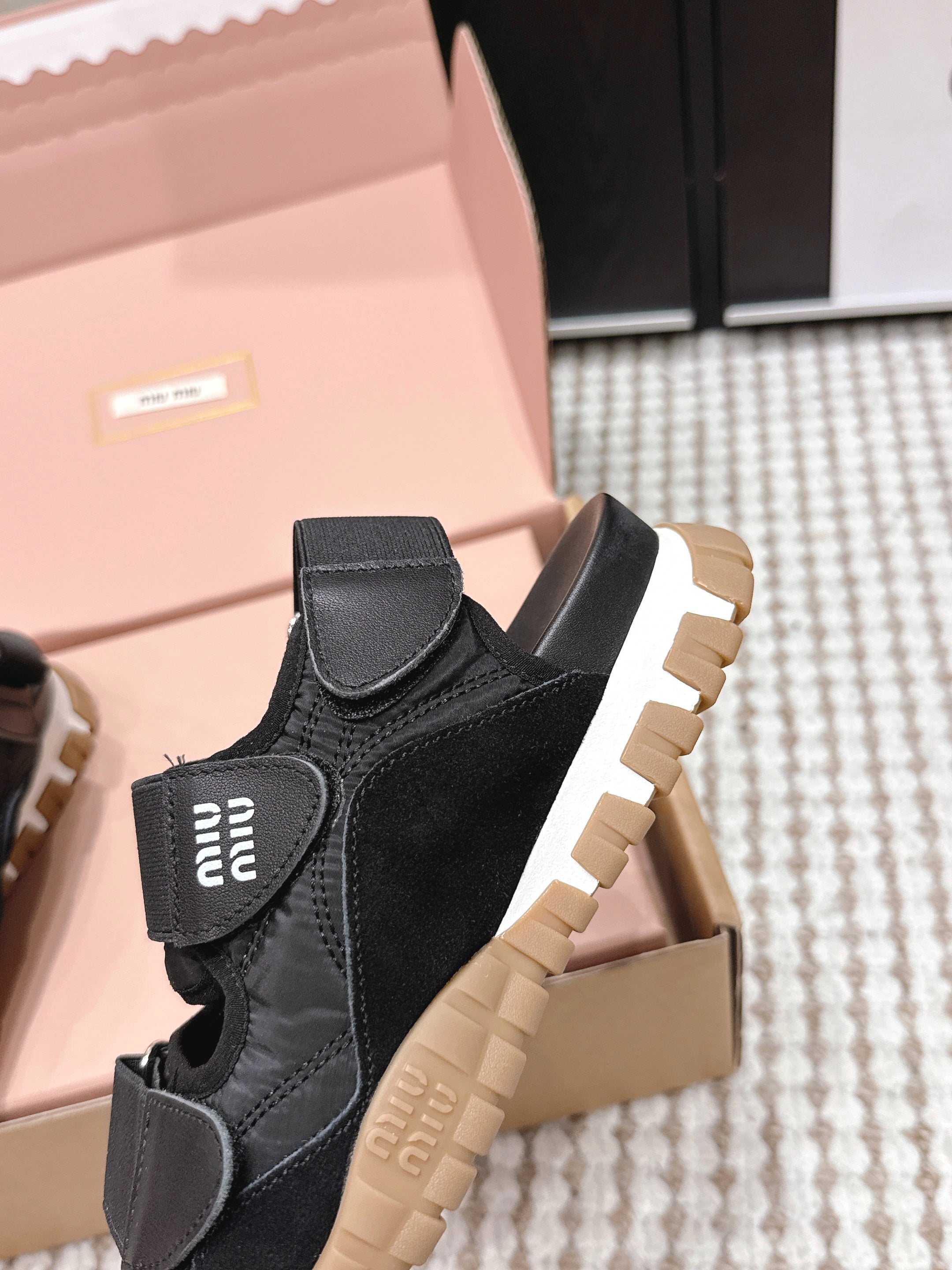 MIU 26 Platform Sandals Black Leather 632329