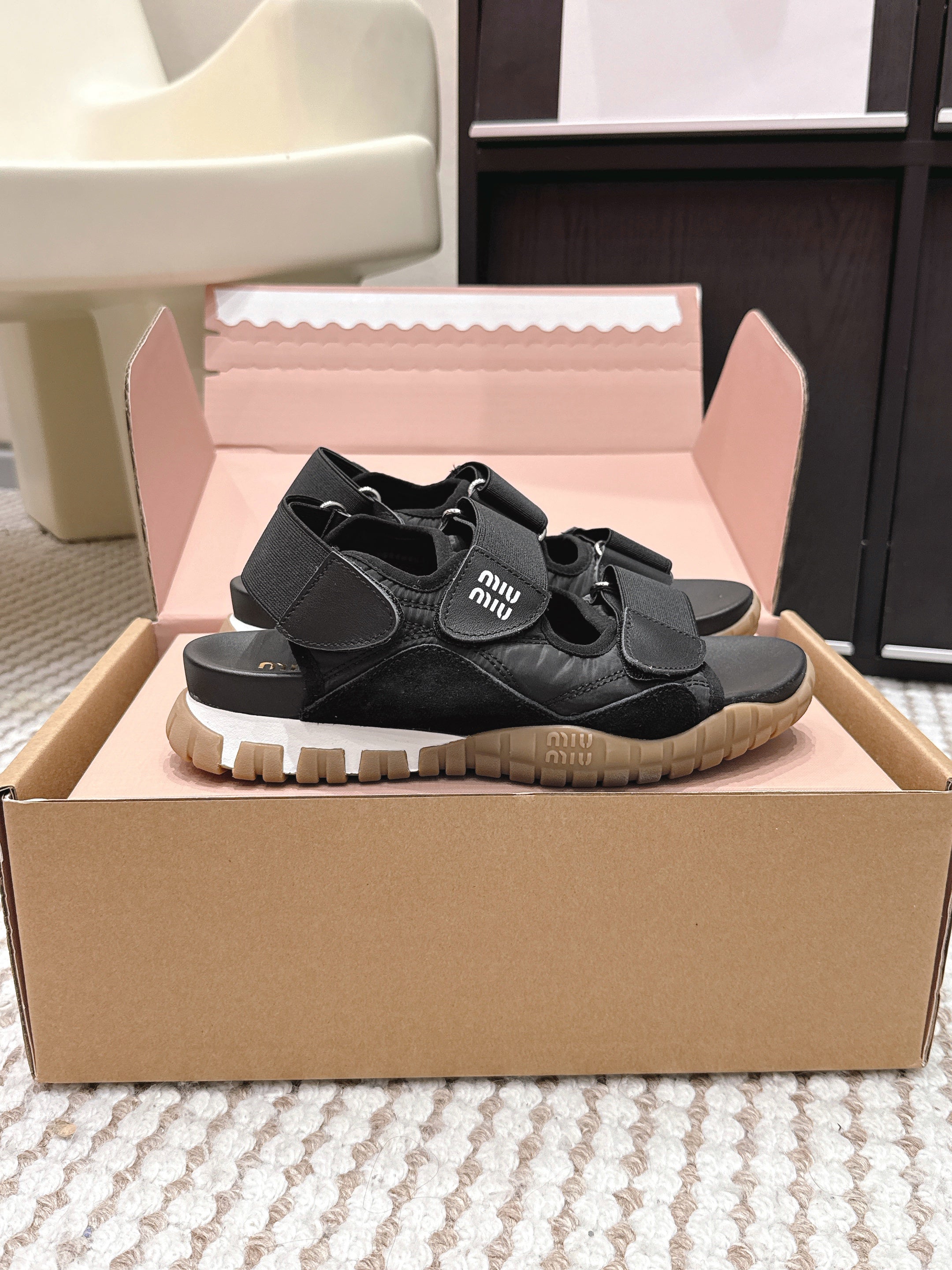 MIU 26 Platform Sandals Black Leather 632329