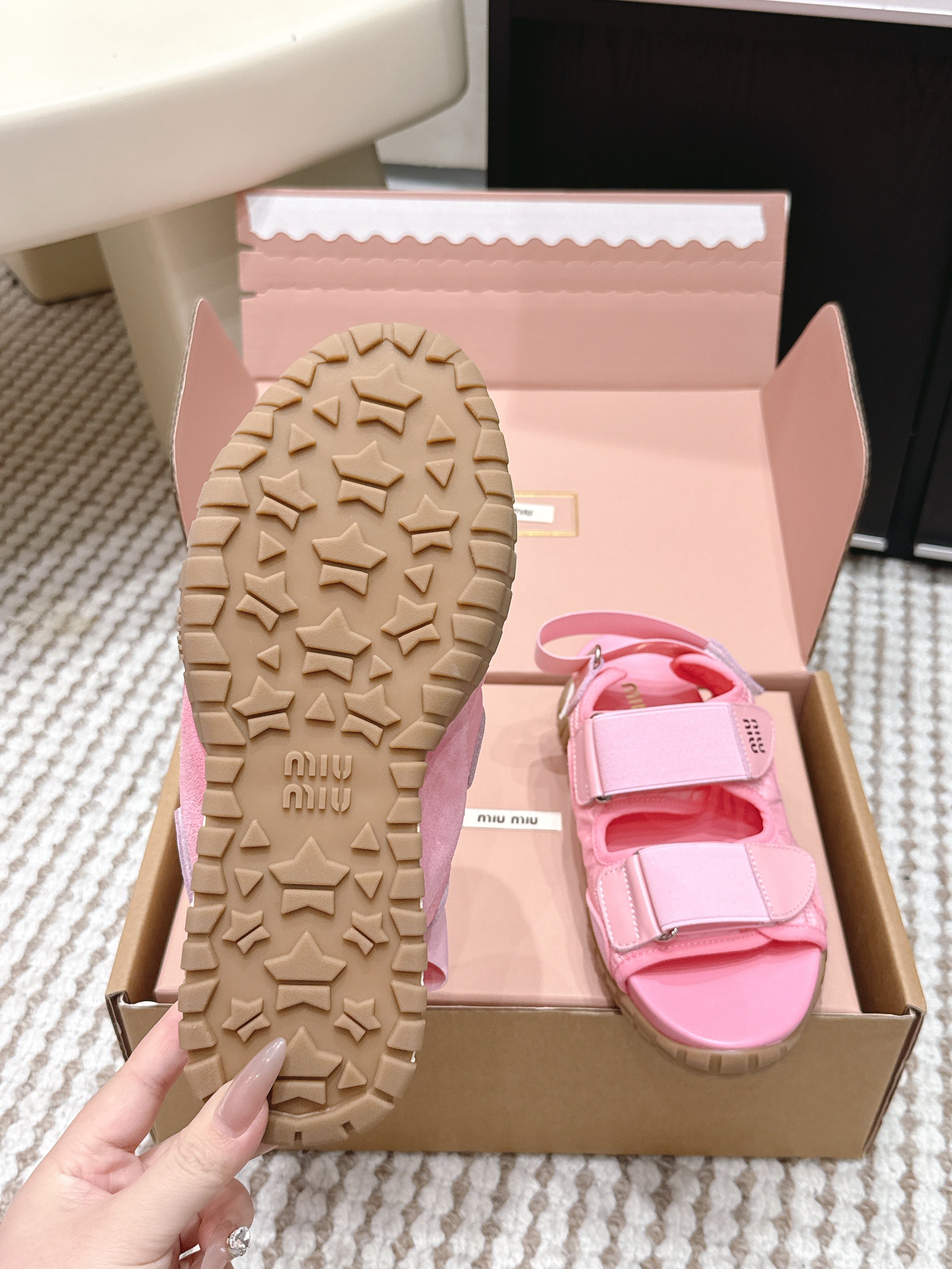 MIU 26 Platform Sandals Pink Leather 632333