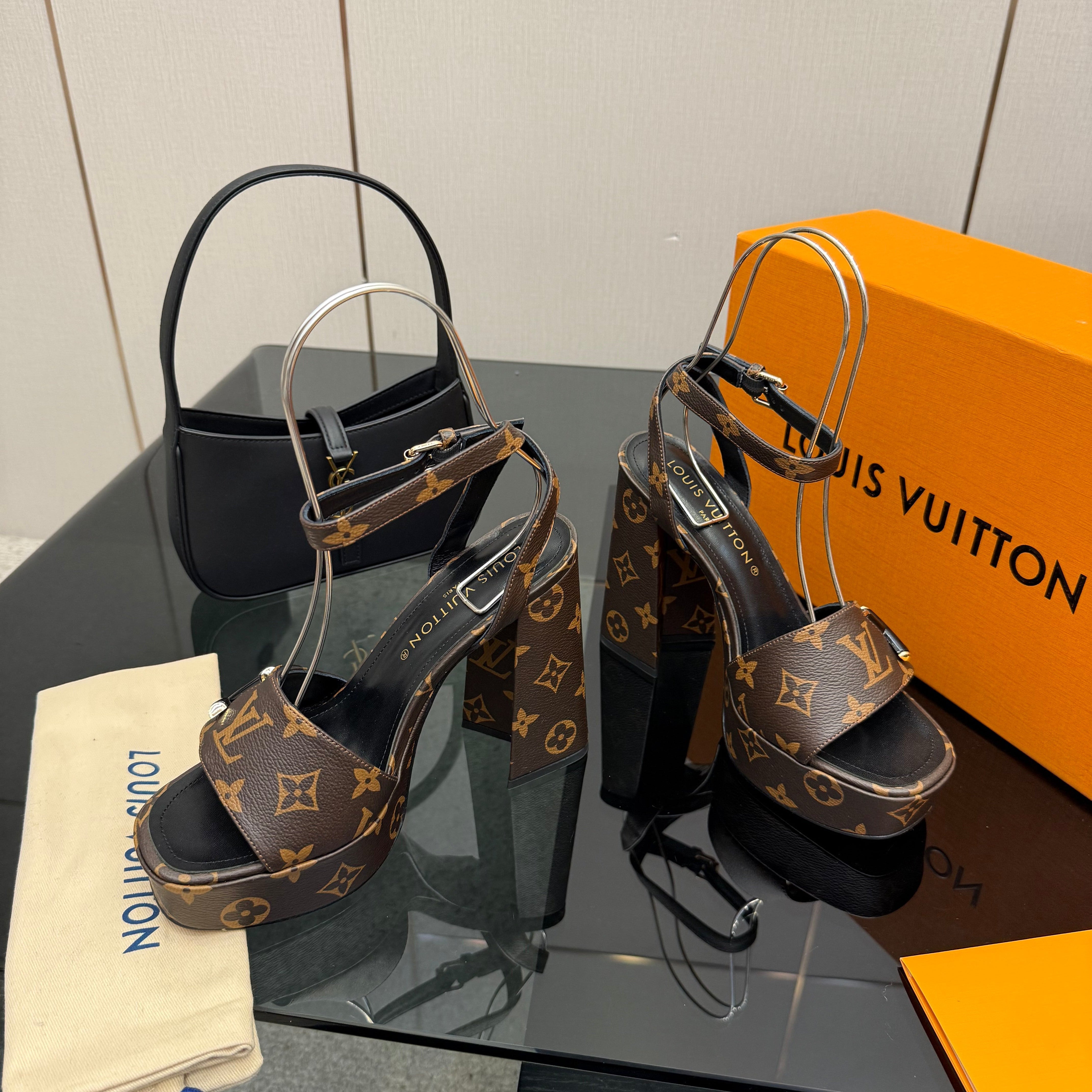 LV 26ss Platform Sandals 110 Brown Monogram Leather 629618