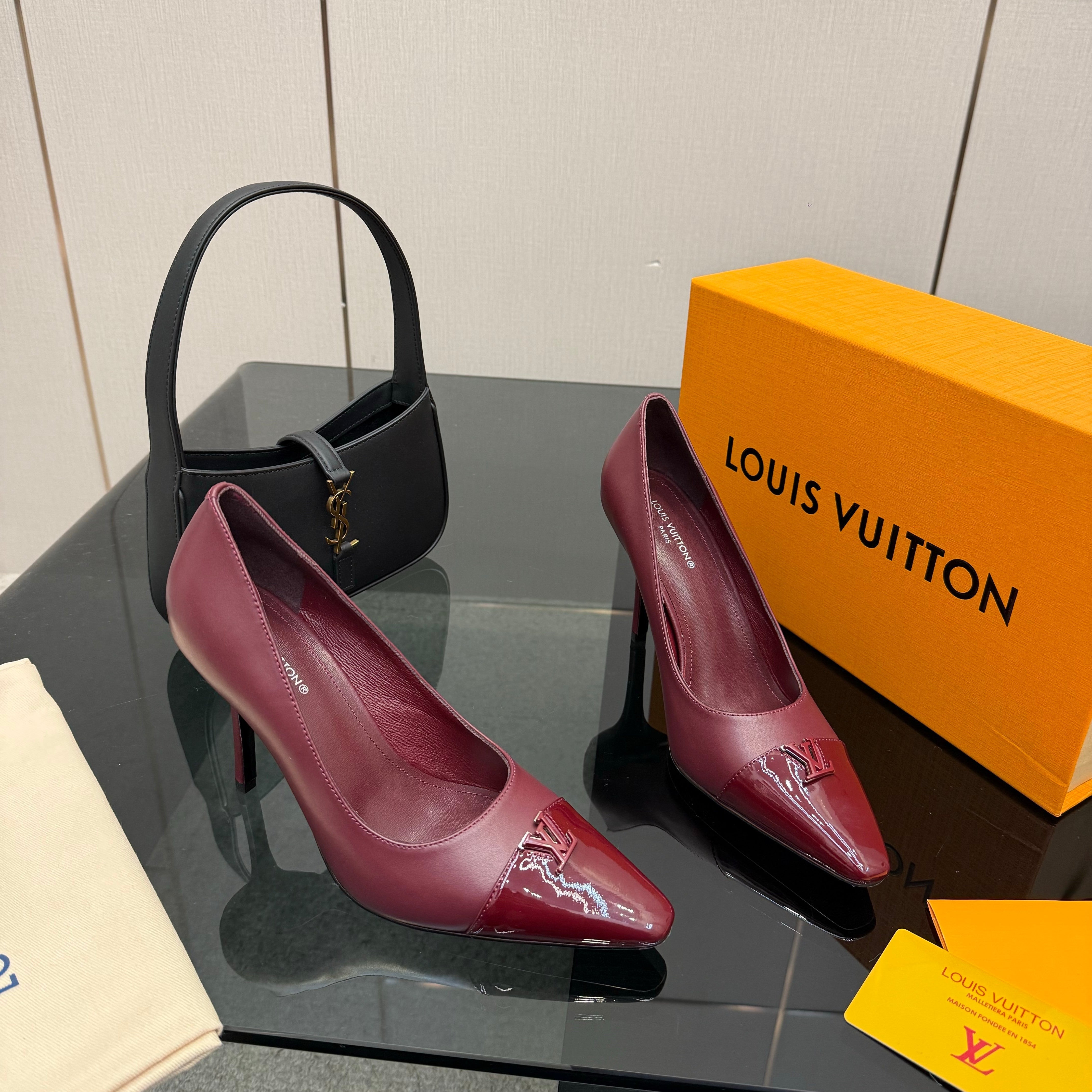 LV 26ss Heel Pump 90 Burgundy Patent Leather 629626