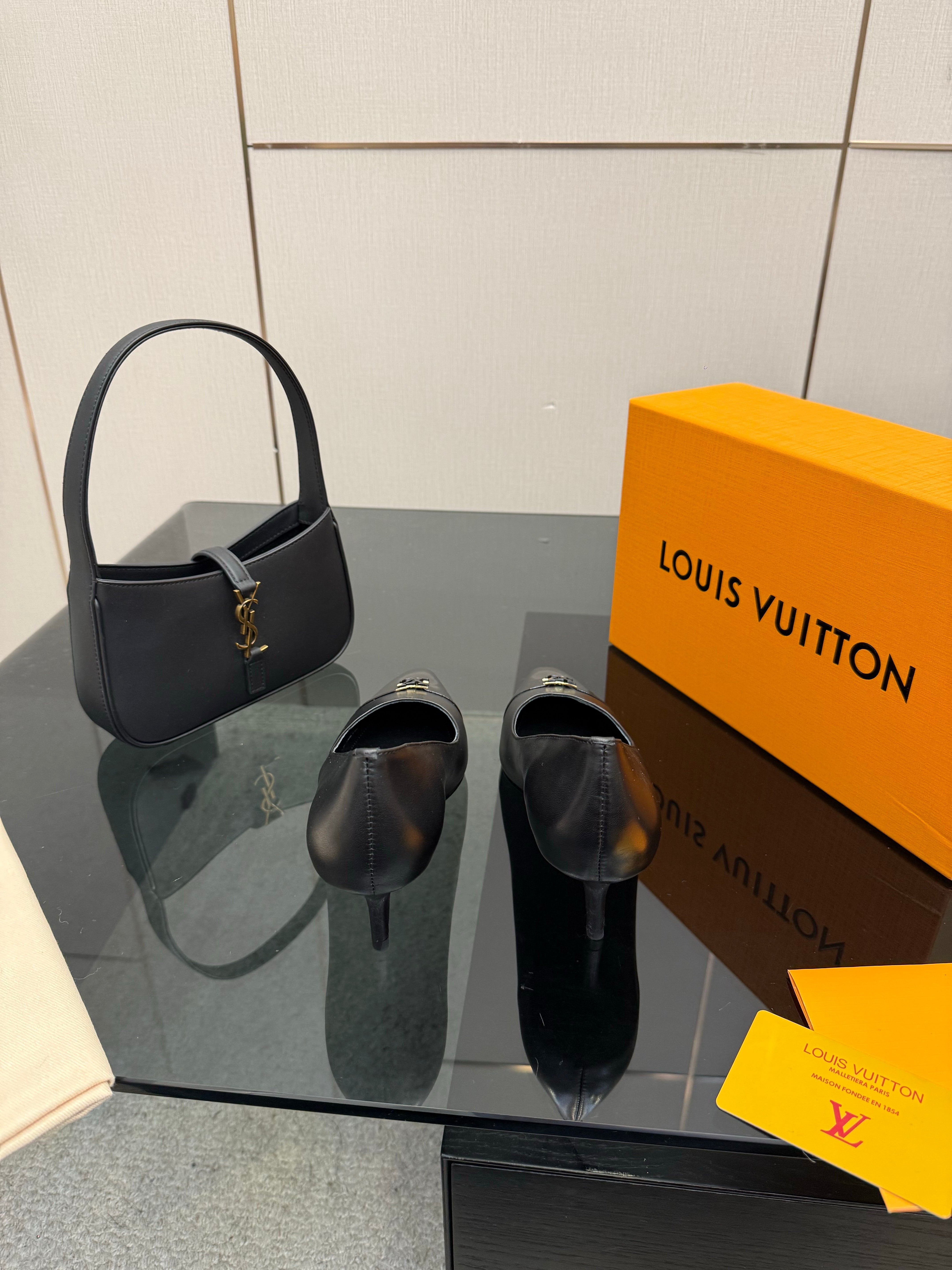 LV 26ss Heel Pump 55 Black Patent Leather 629631