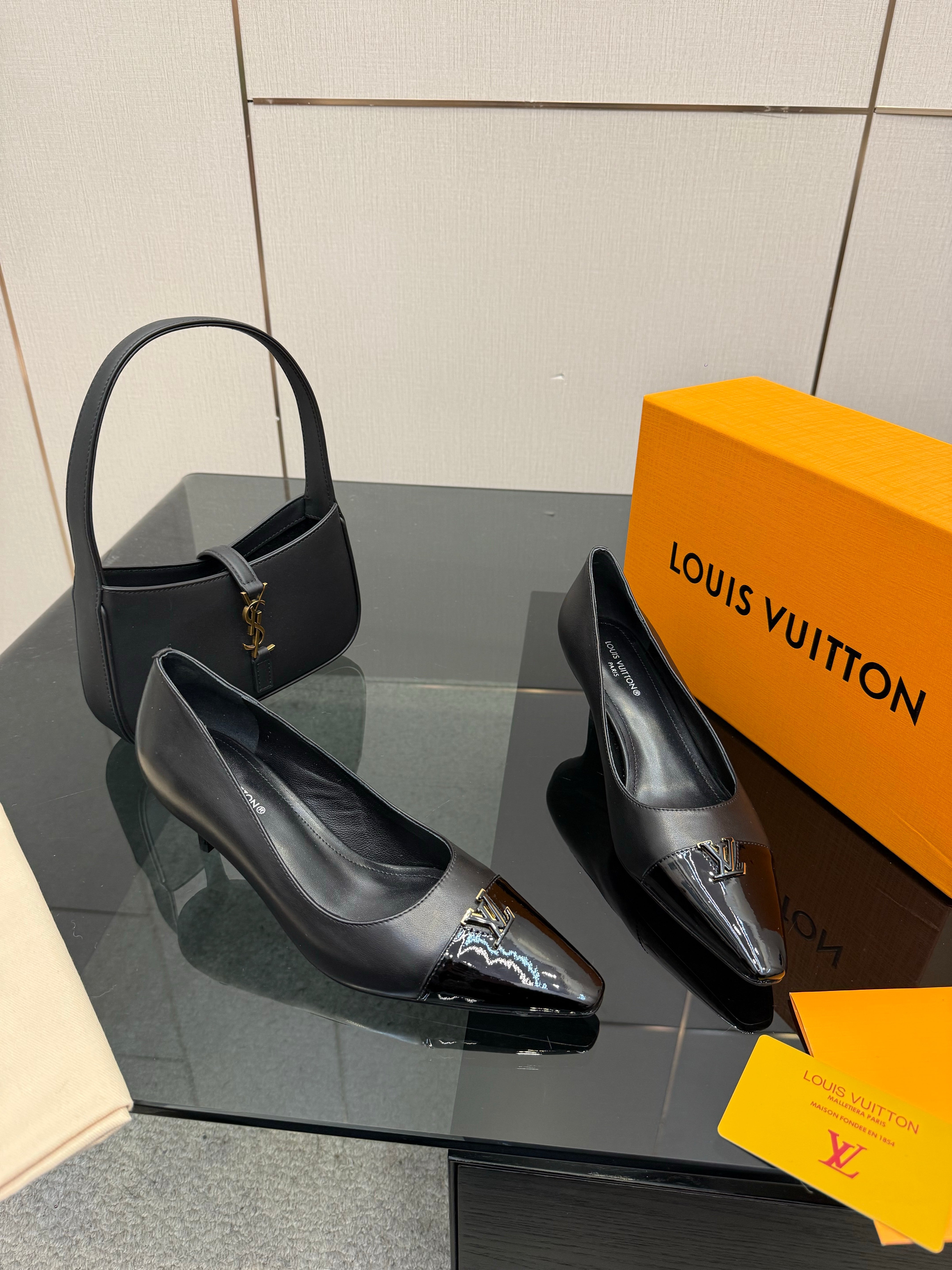 LV 26ss Heel Pump 55 Black Patent Leather 629631