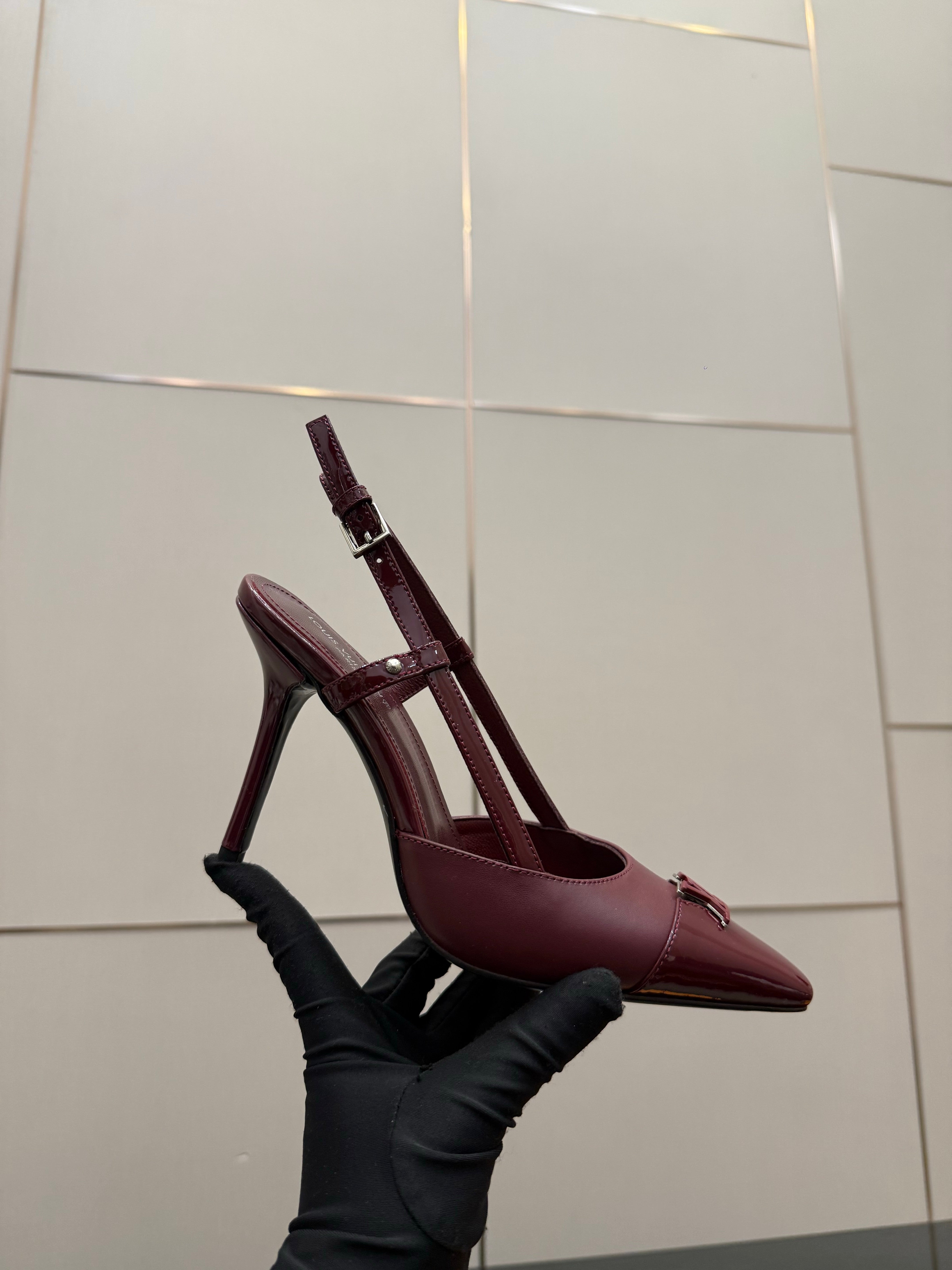 LV 26ss Slingback 90 Burgundy  Patent Leather 629634