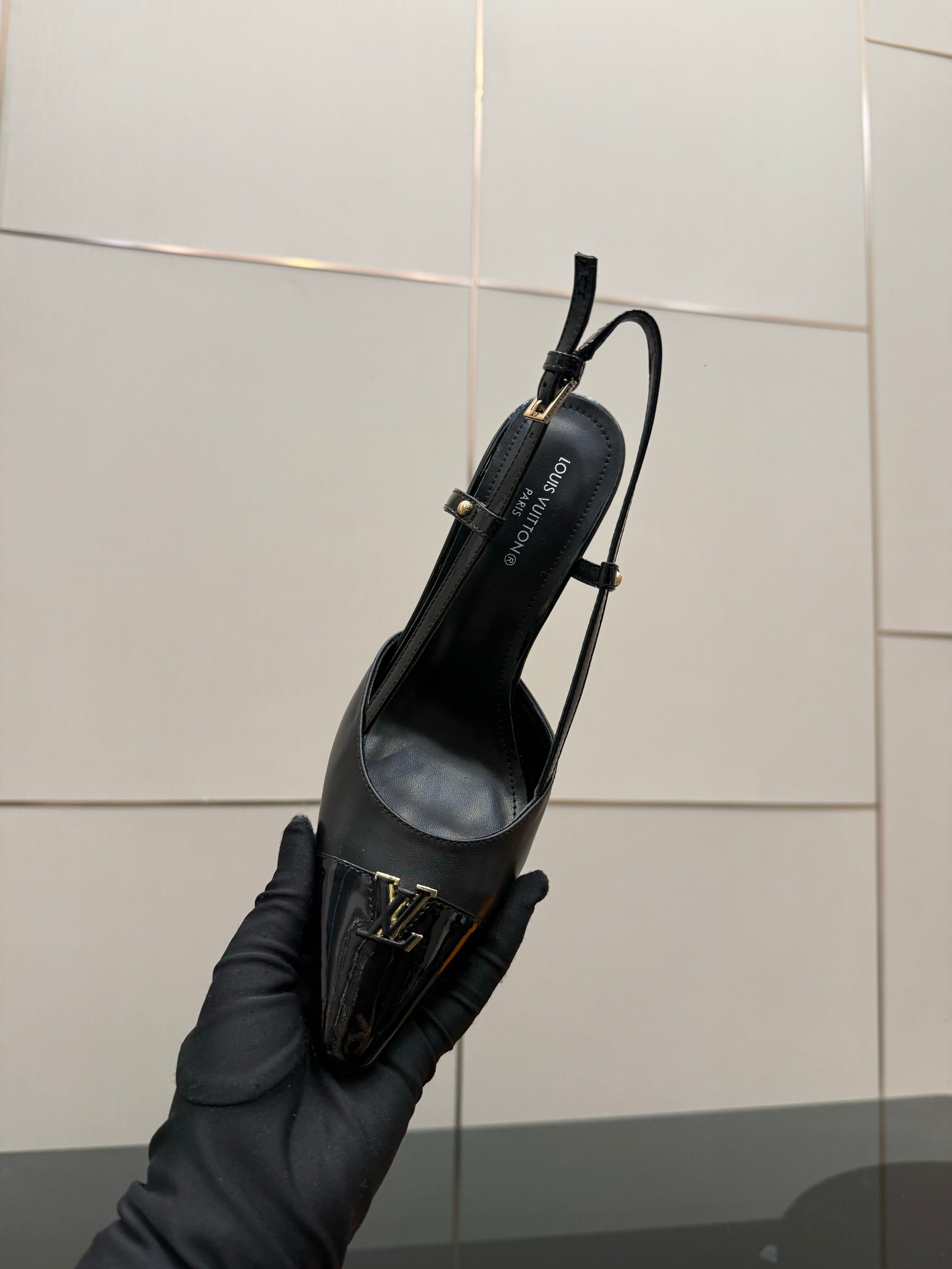 LV 26ss Slingback 90 Black Patent Leather 629636