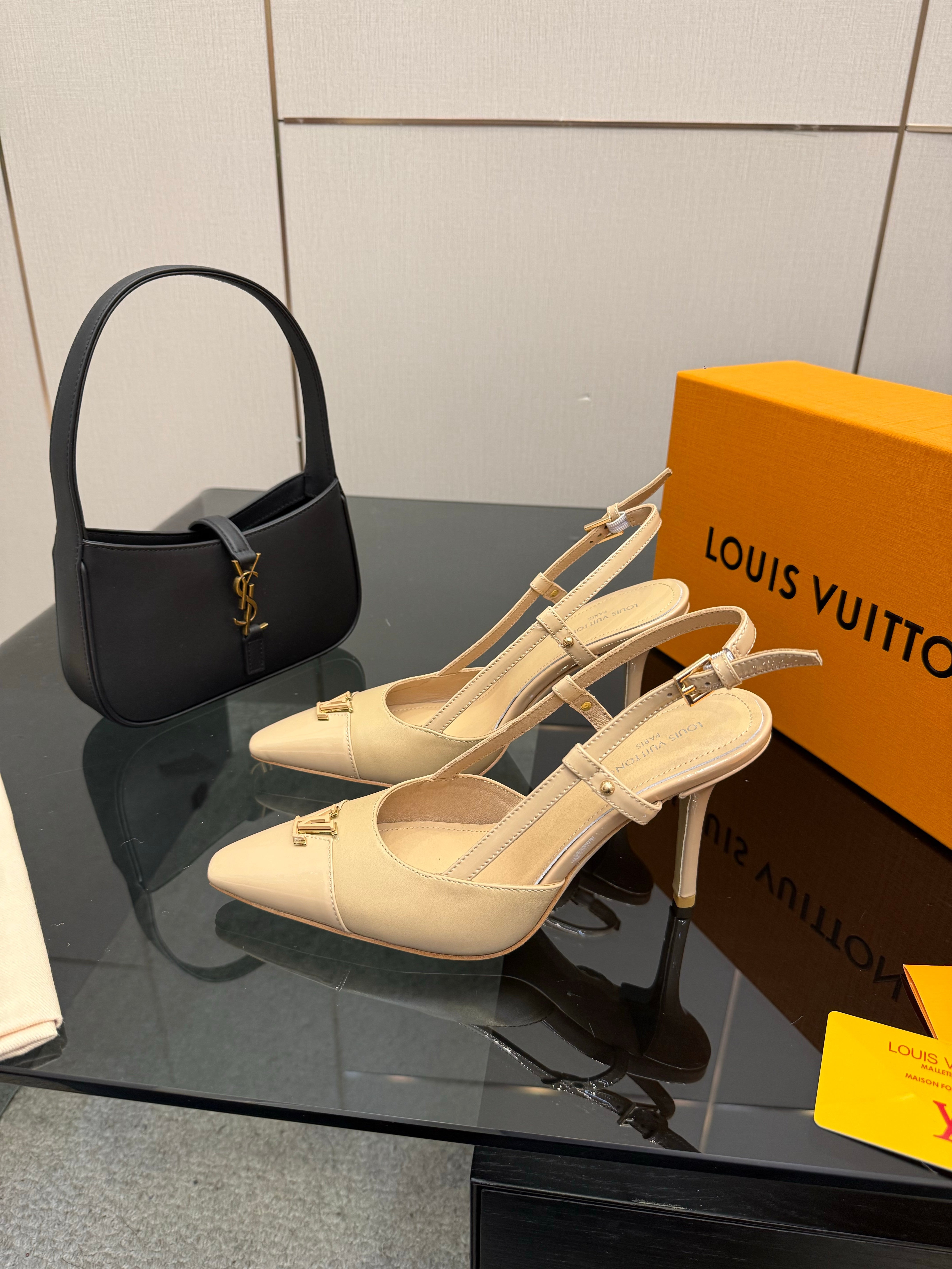 LV 26ss Slingback 90 Beige Patent Leather 629638