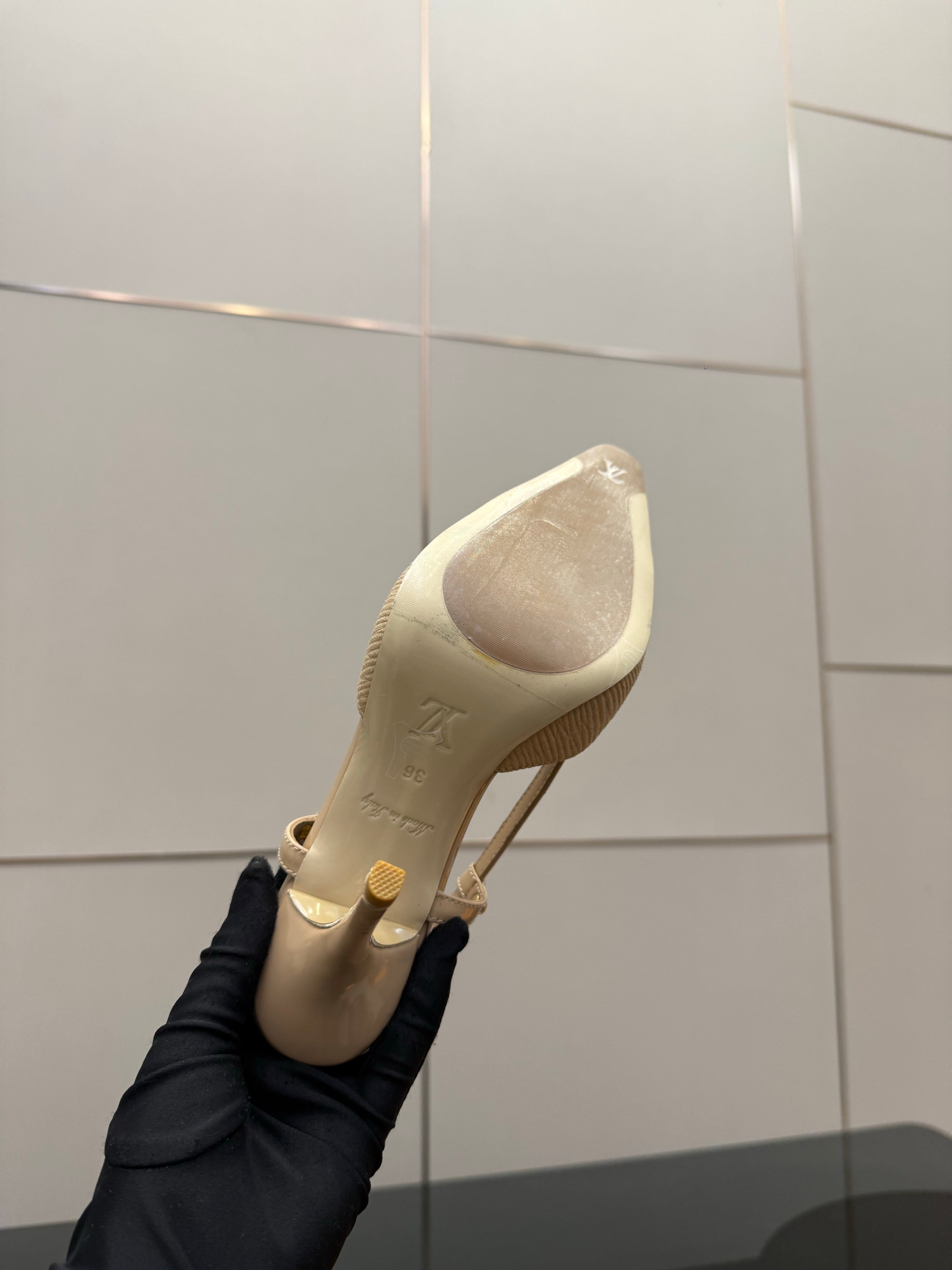 LV 26ss Slingback 90 Beige Calfskin Suede 629645