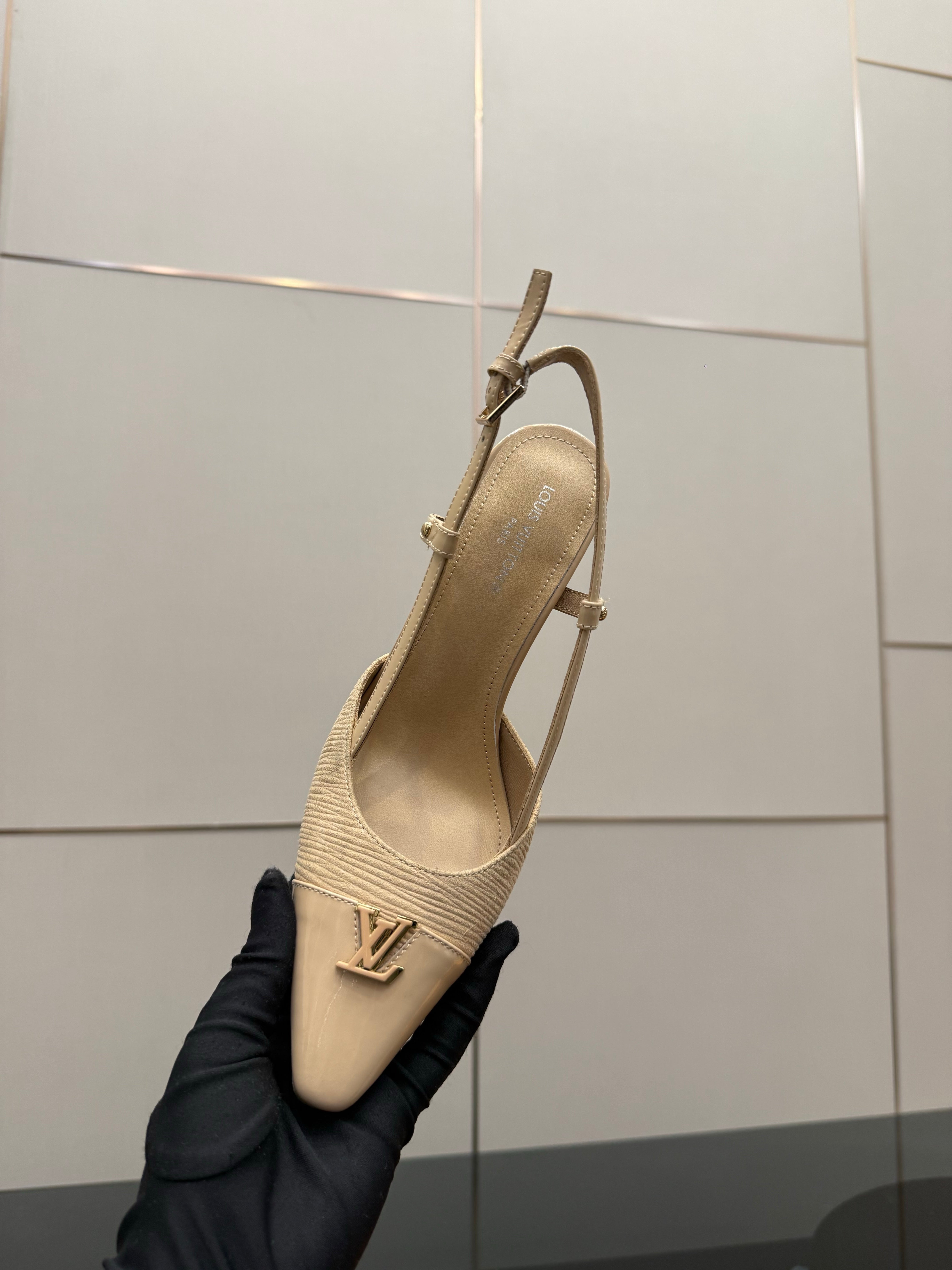 LV 26ss Slingback 90 Beige Calfskin Suede 629645
