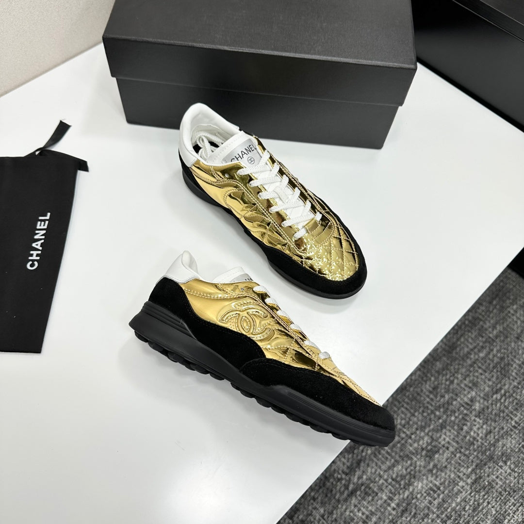 CC 26s Casual Sneakers Black Gold Suede Cowhide 626456